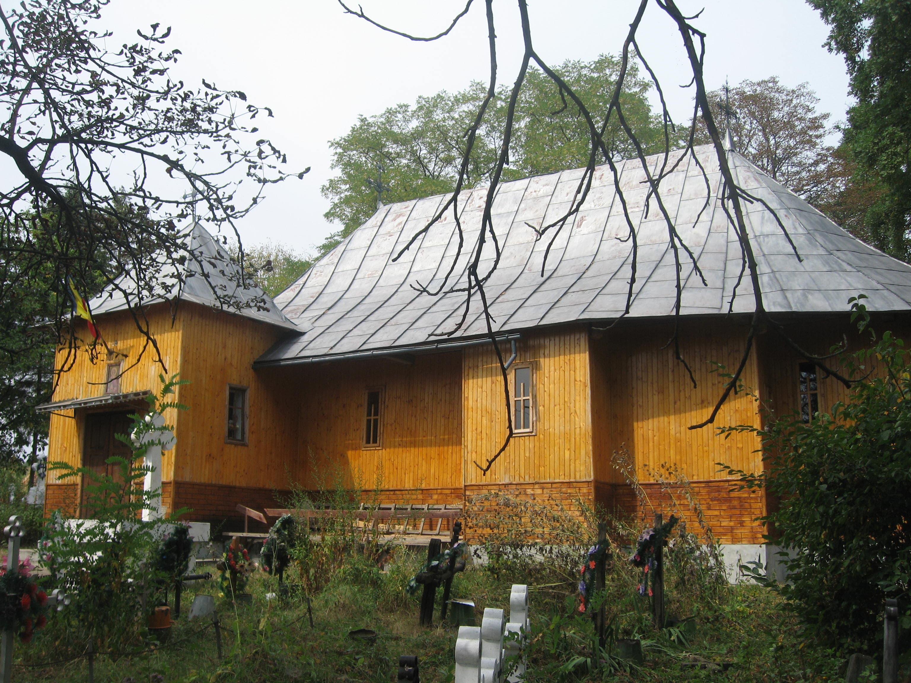 Wooden church of Saint Demetrius of Thessaloniki in Rudești, Suceava