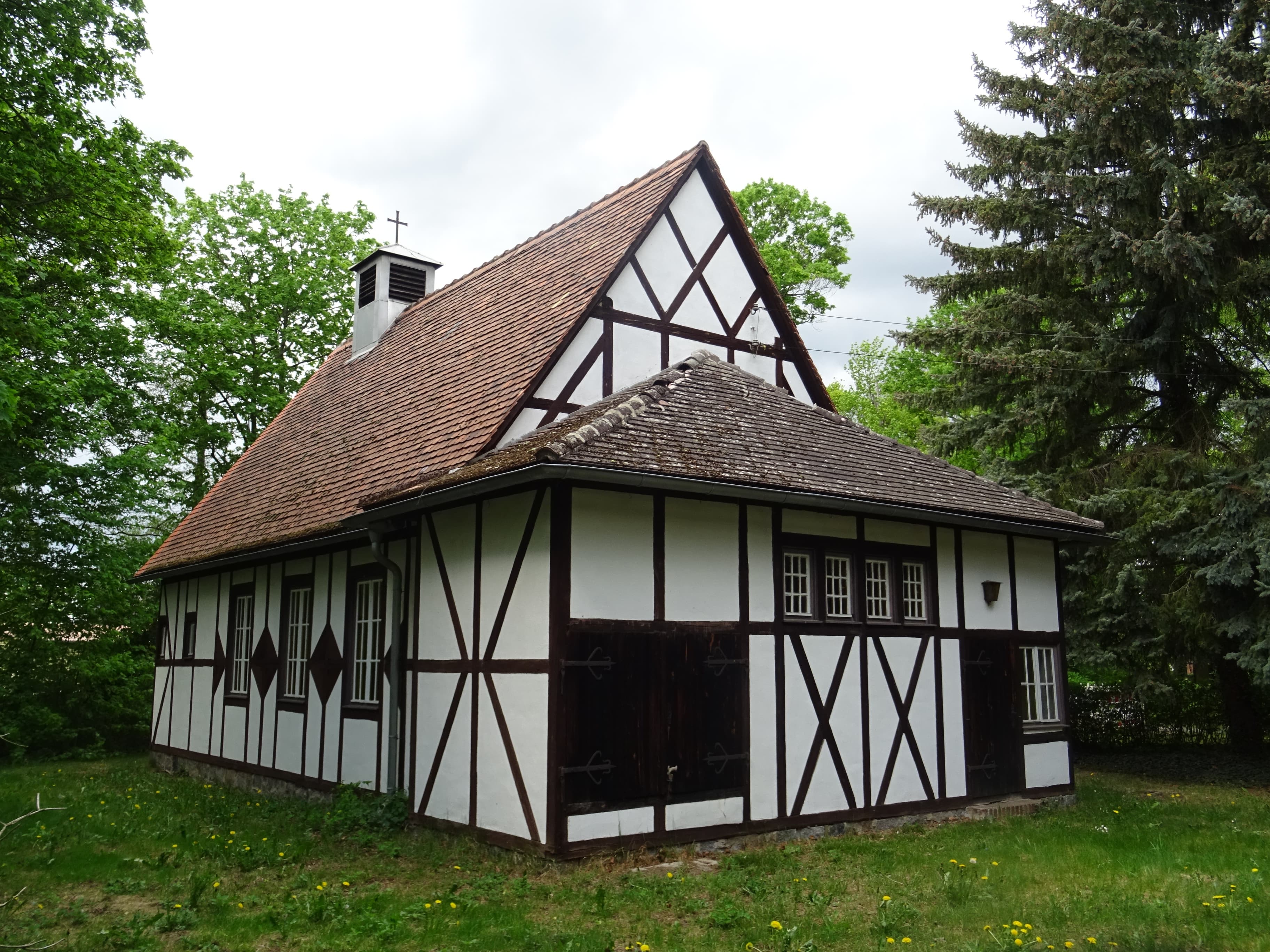 Village church Bollensdorf