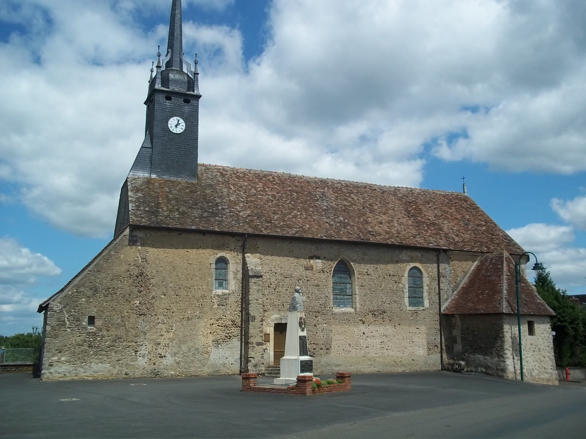Église Saint-Pierre de Bouër