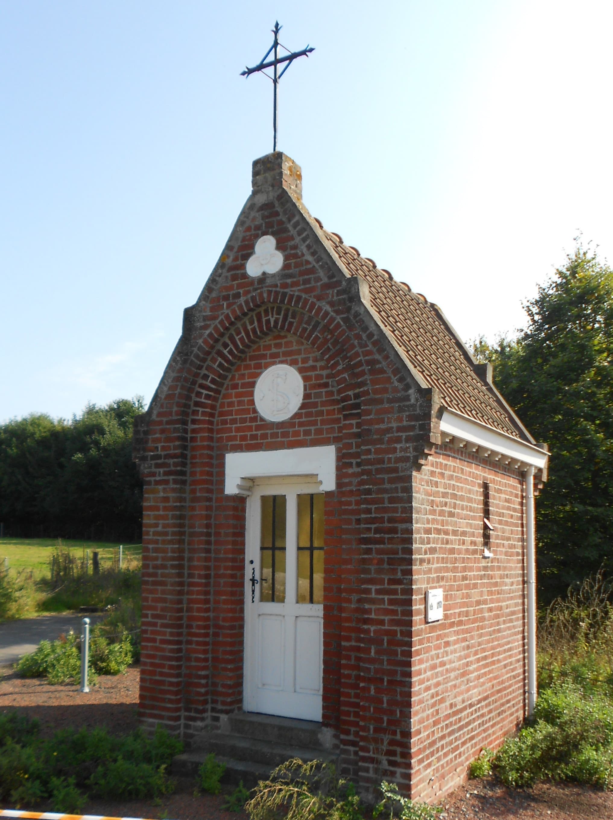 Chapelle Saint-Léonard de Bouvines
