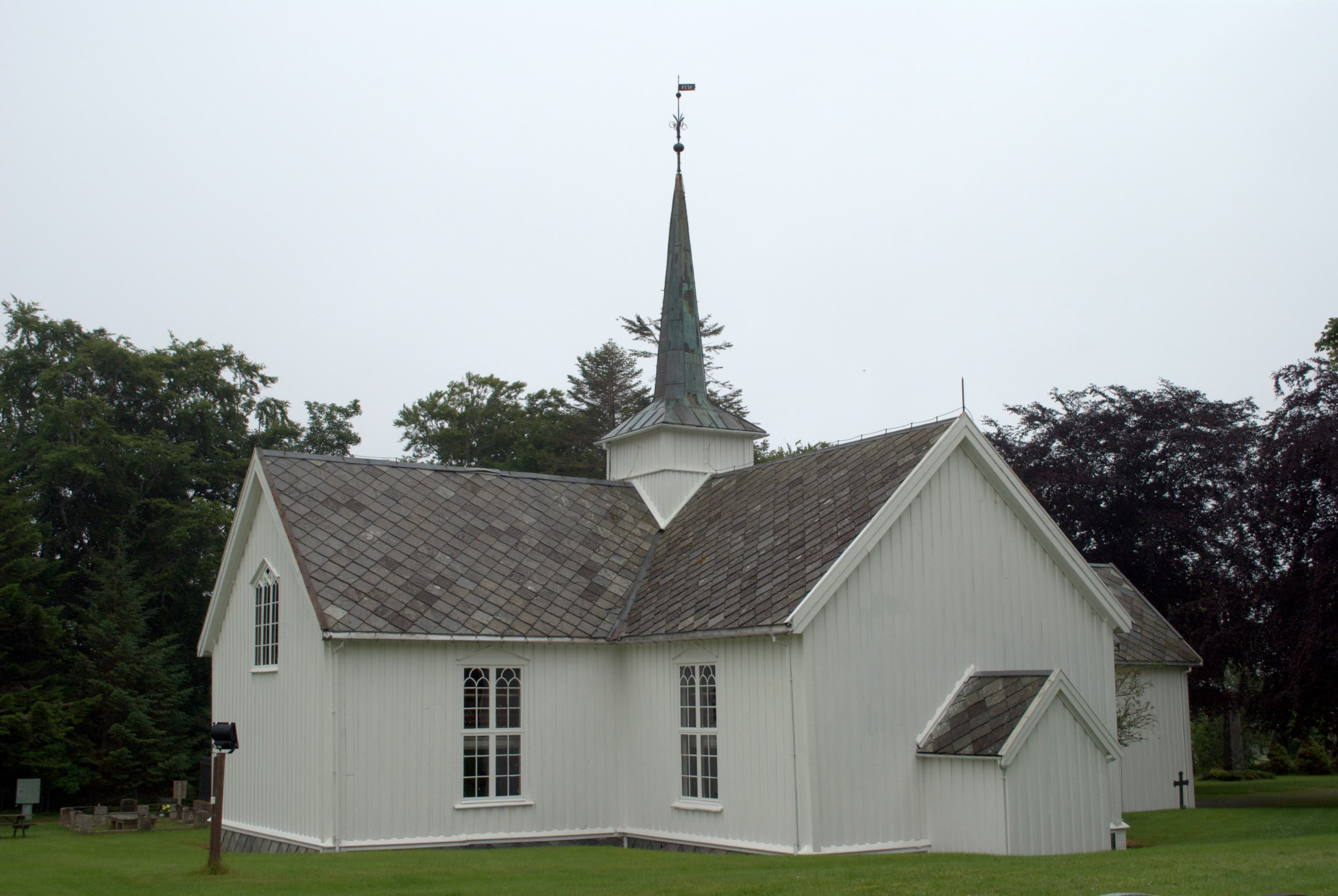 Bremsnes Church