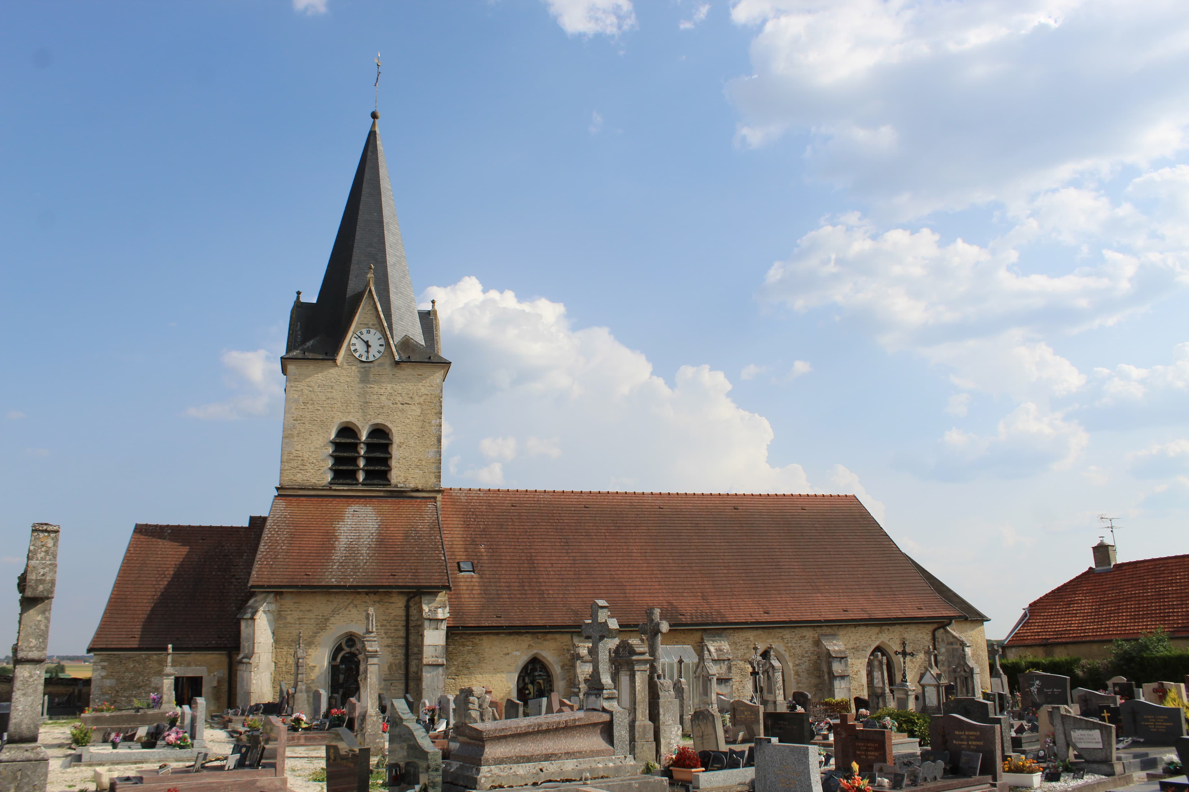 église Saint-Pierre-ès-Liens de Bricon