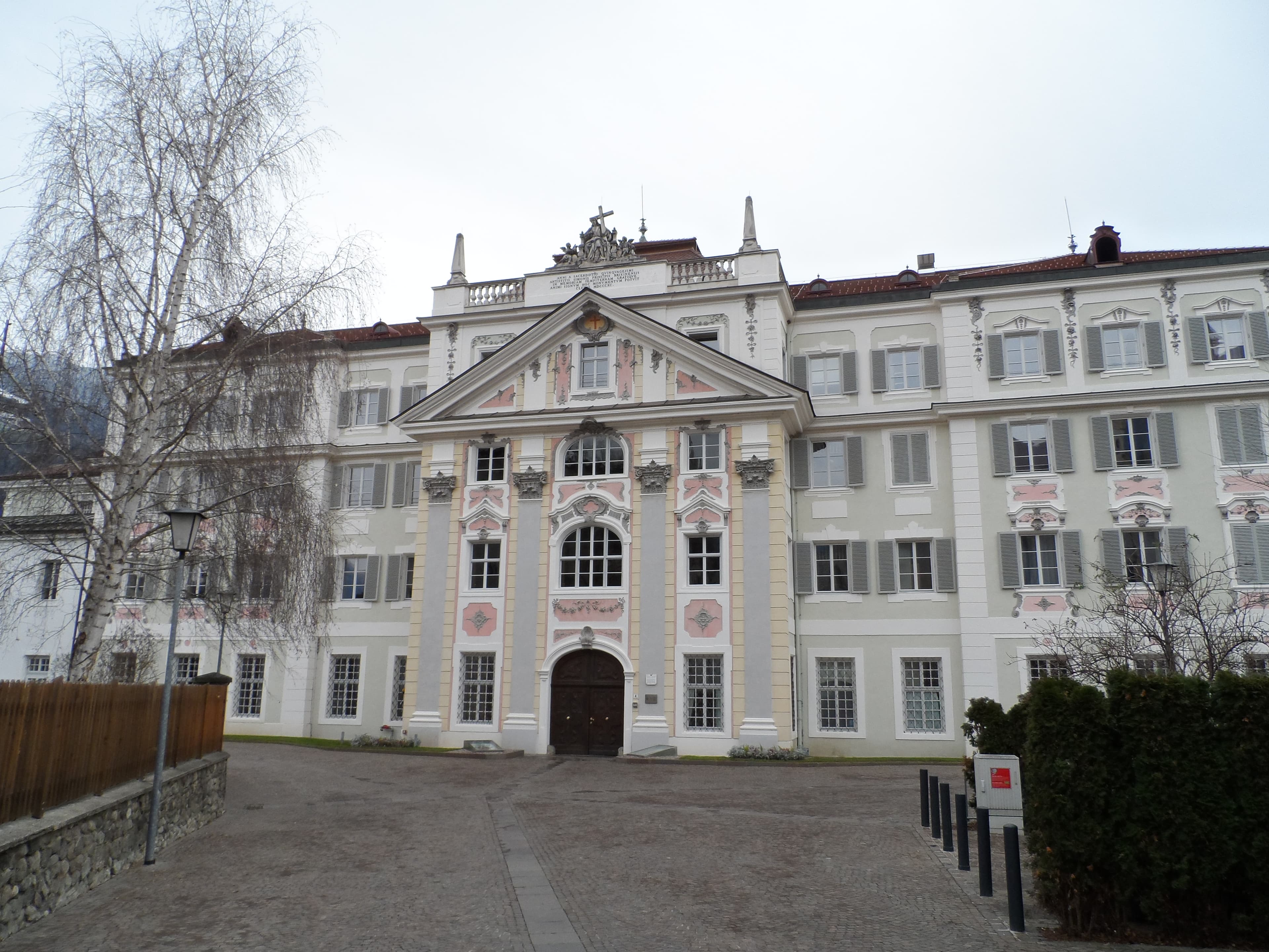 Holy Cross church