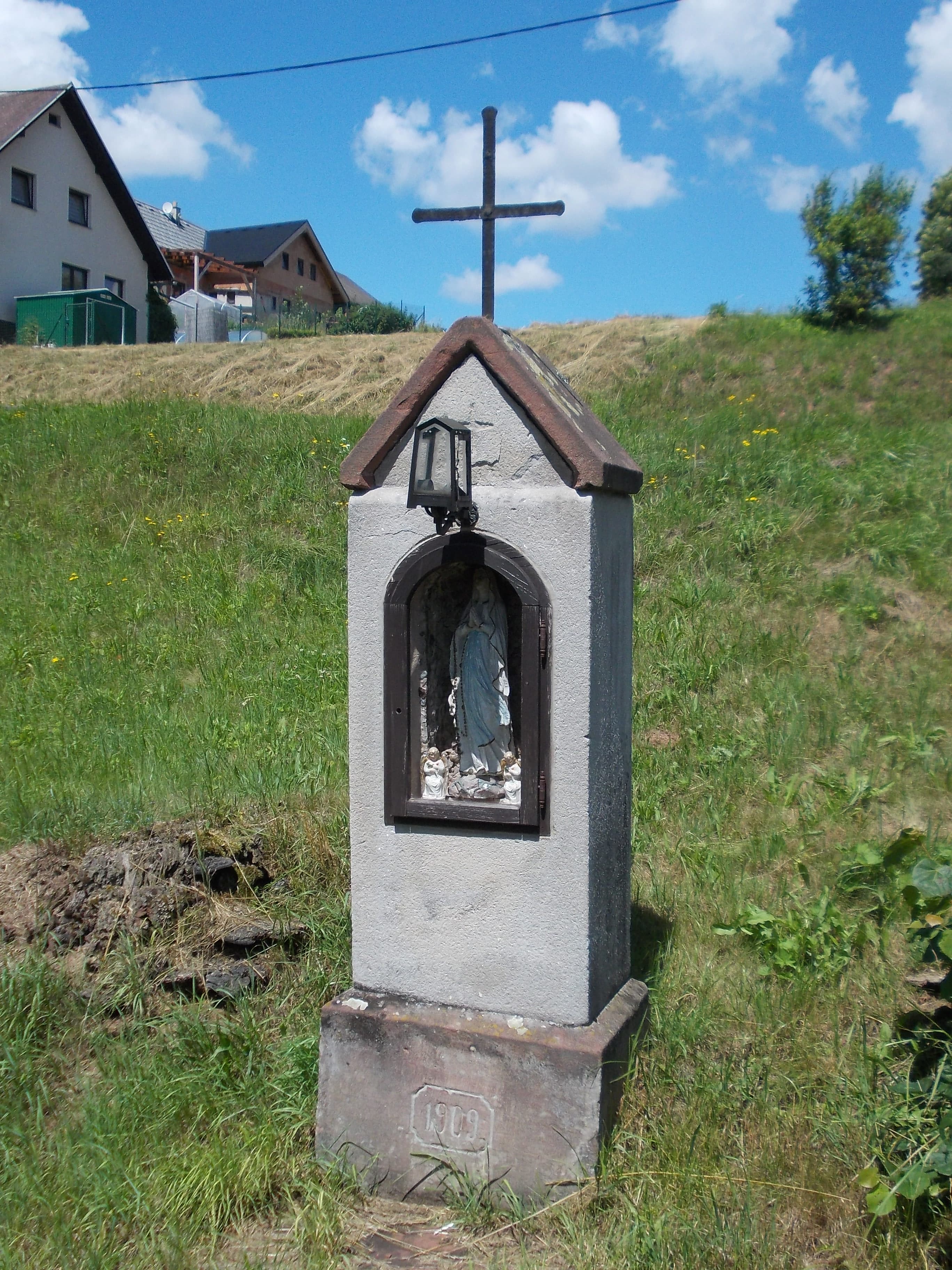 Chapel-shrine in Bukovina u Čisté (1909)