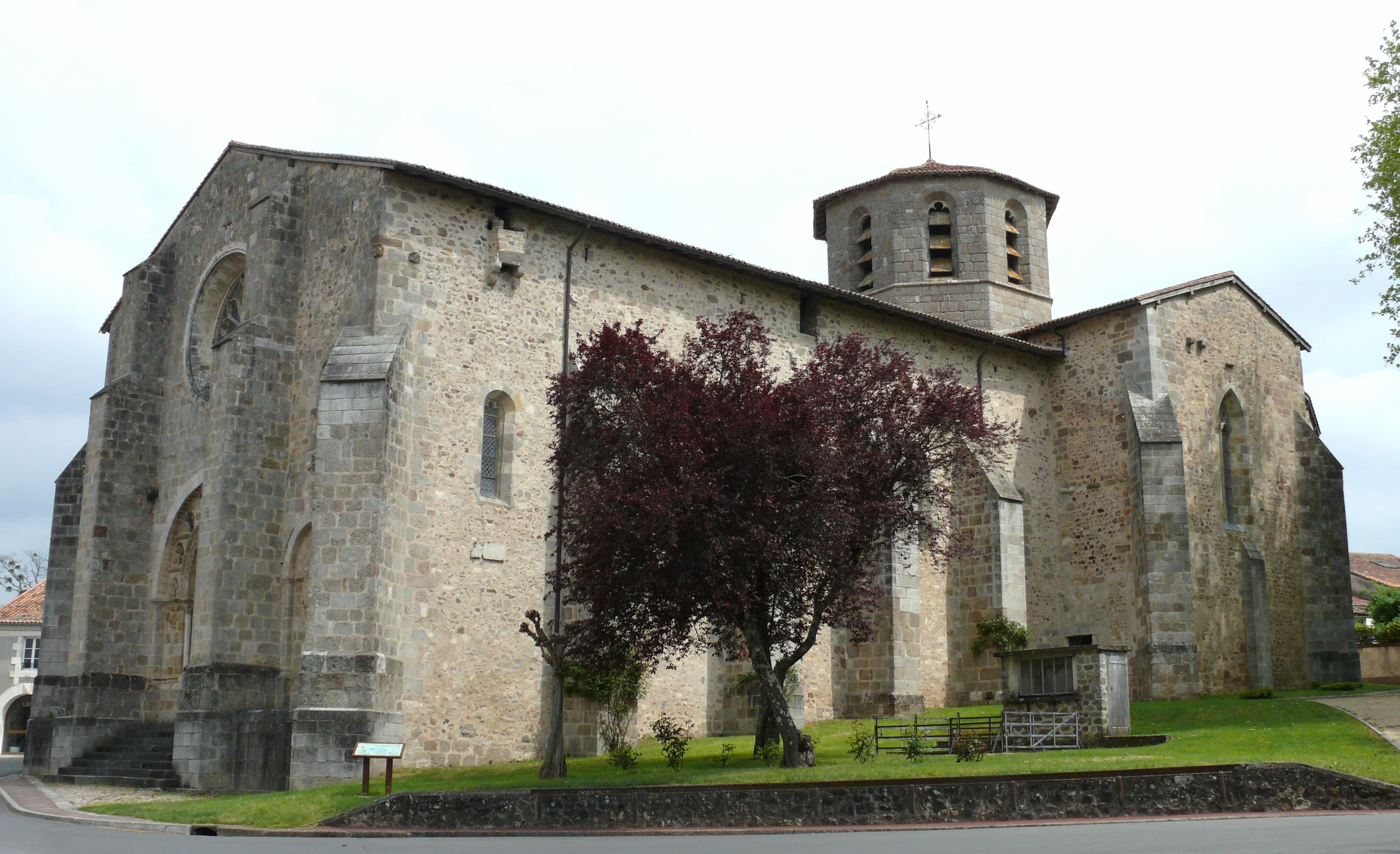église Notre-Dame-de-la-Nativité de Bussière-Badil
