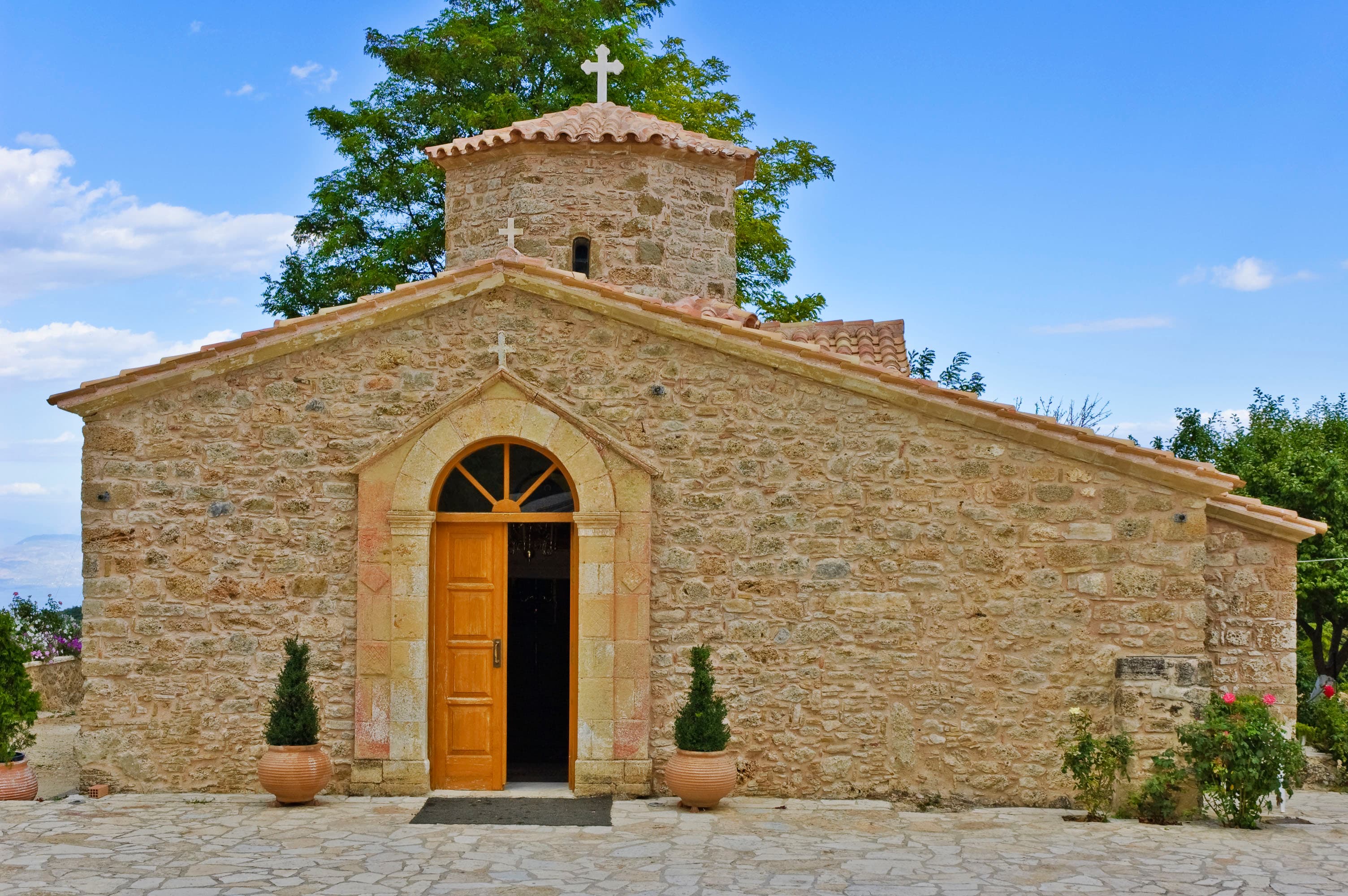 Katholikon of Moni Lechovas