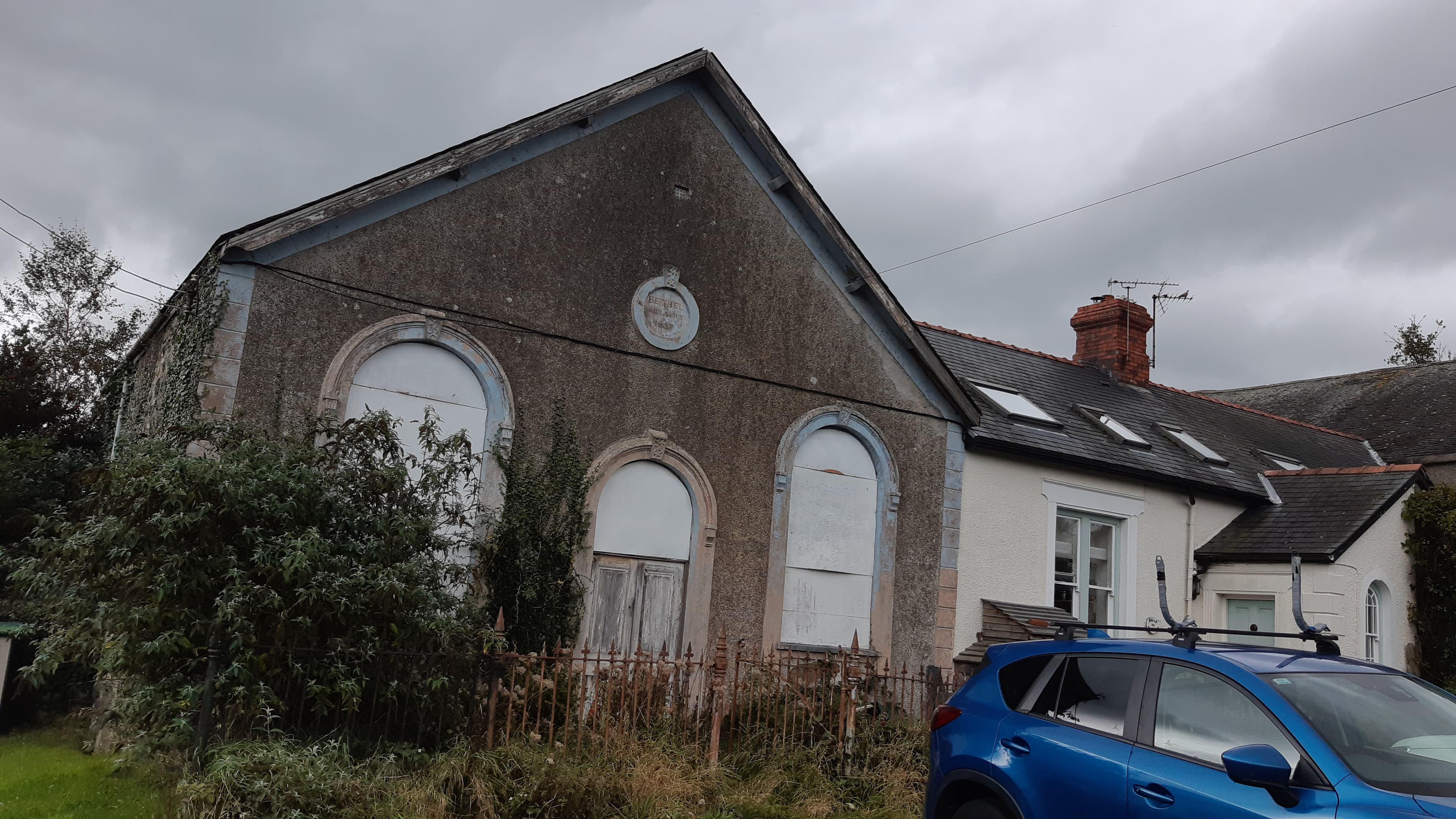 Capel Bethel, with vestry