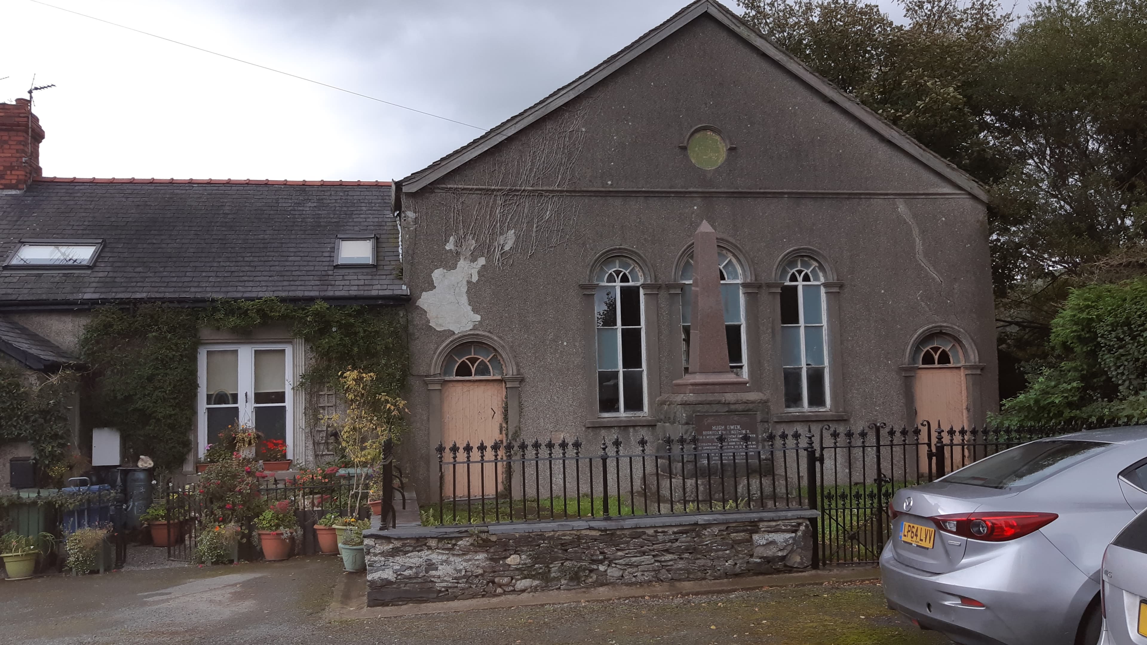 Capel Ebenezer, with vestry