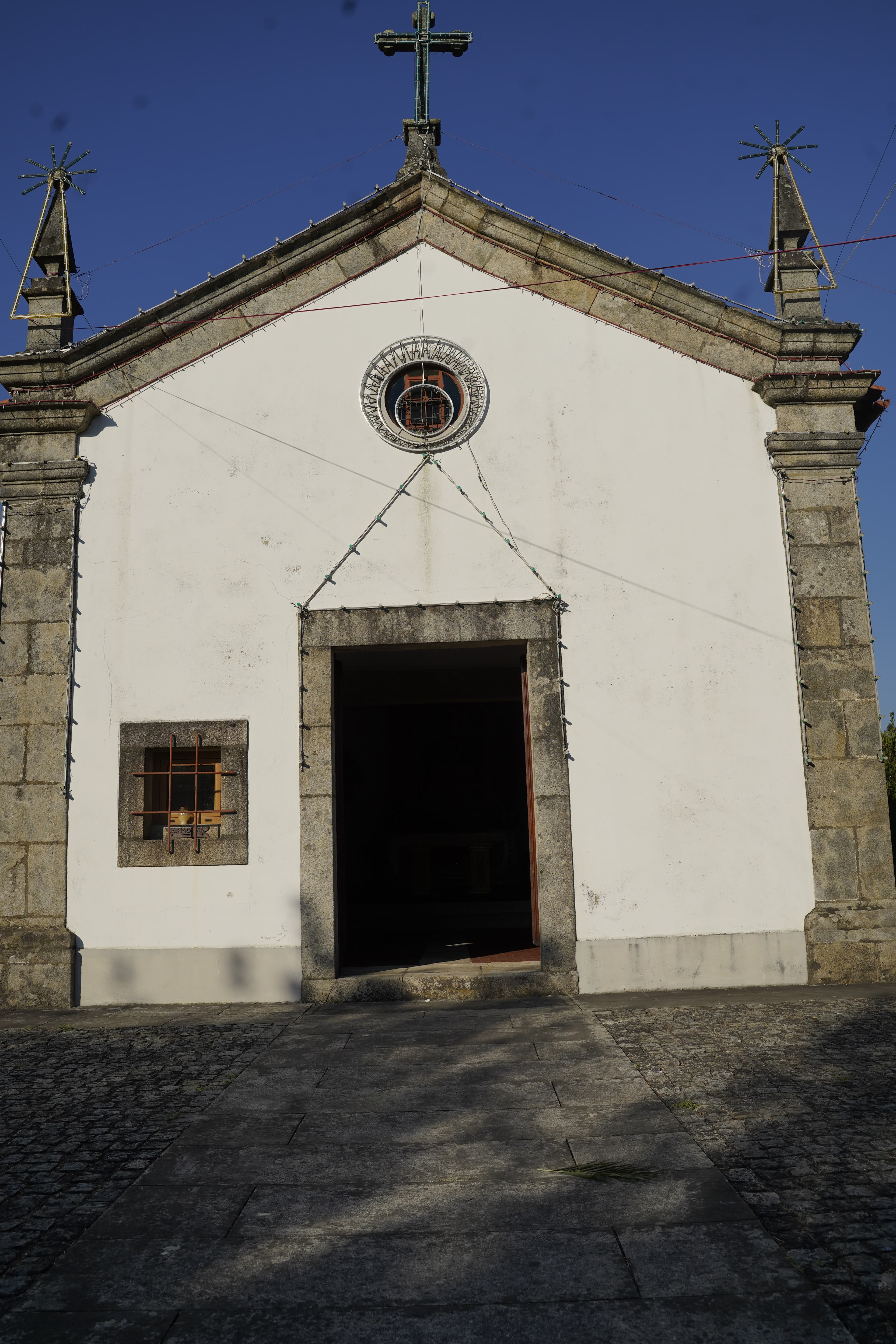 Santa Luzia Chapel in Monsul