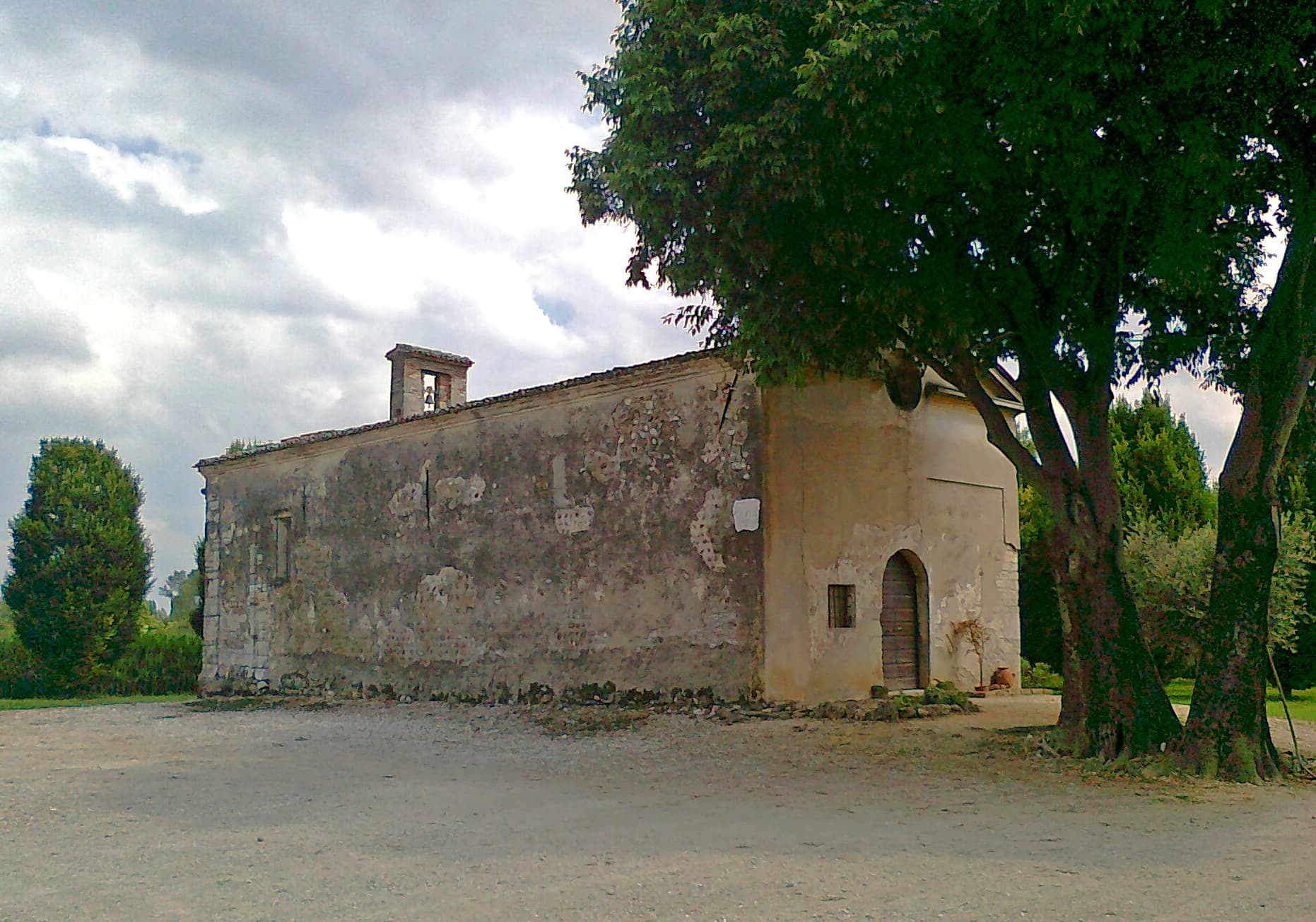 Santa Maria in Carpino