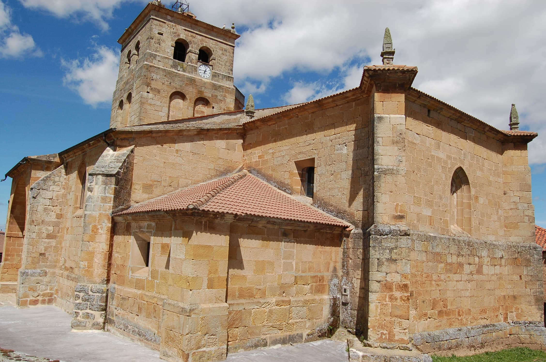 Iglesia de San Esteban Protomártir, Castrillo de la Reina