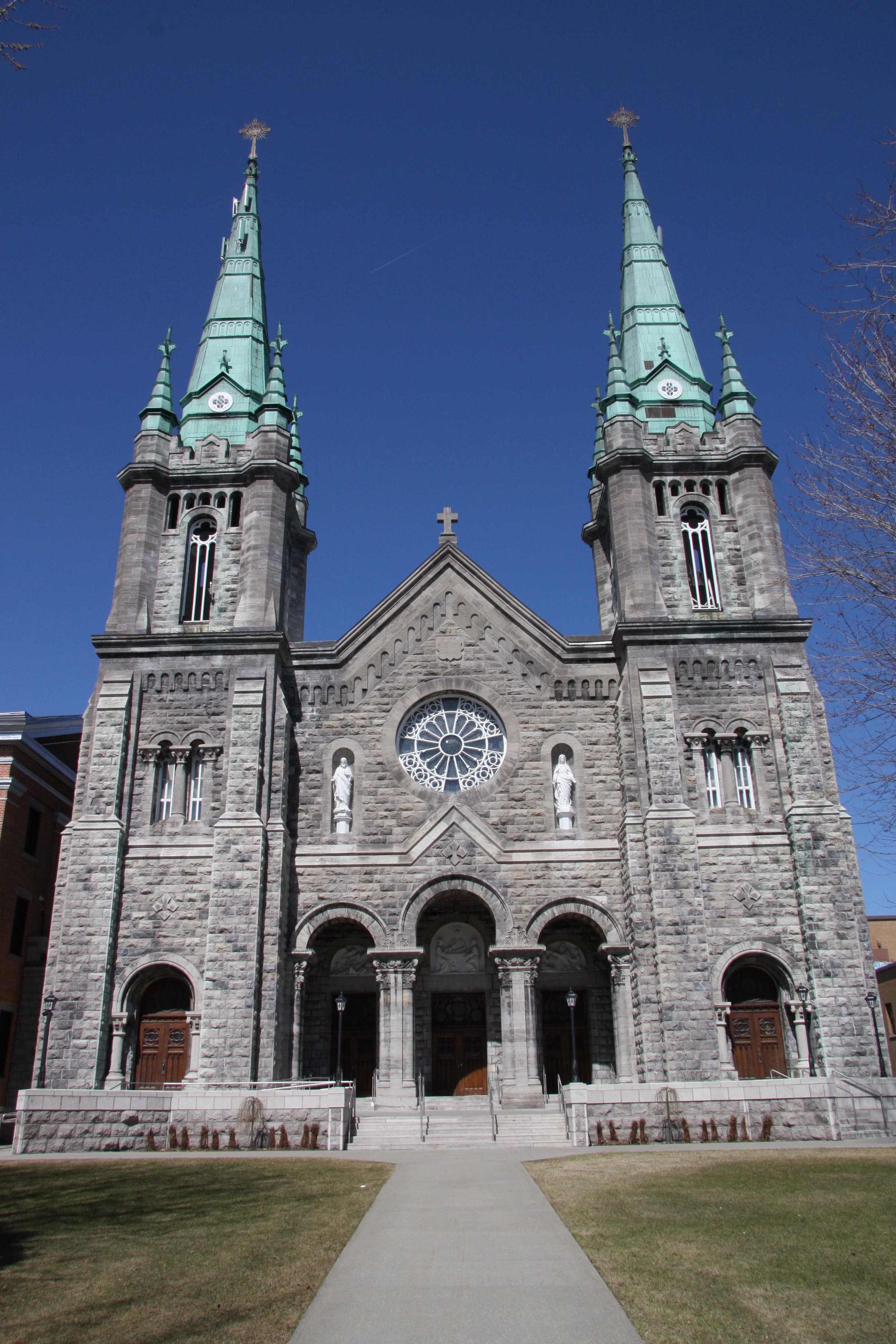Cathedral of St. Hyacinth, Saint-Hyacinthe