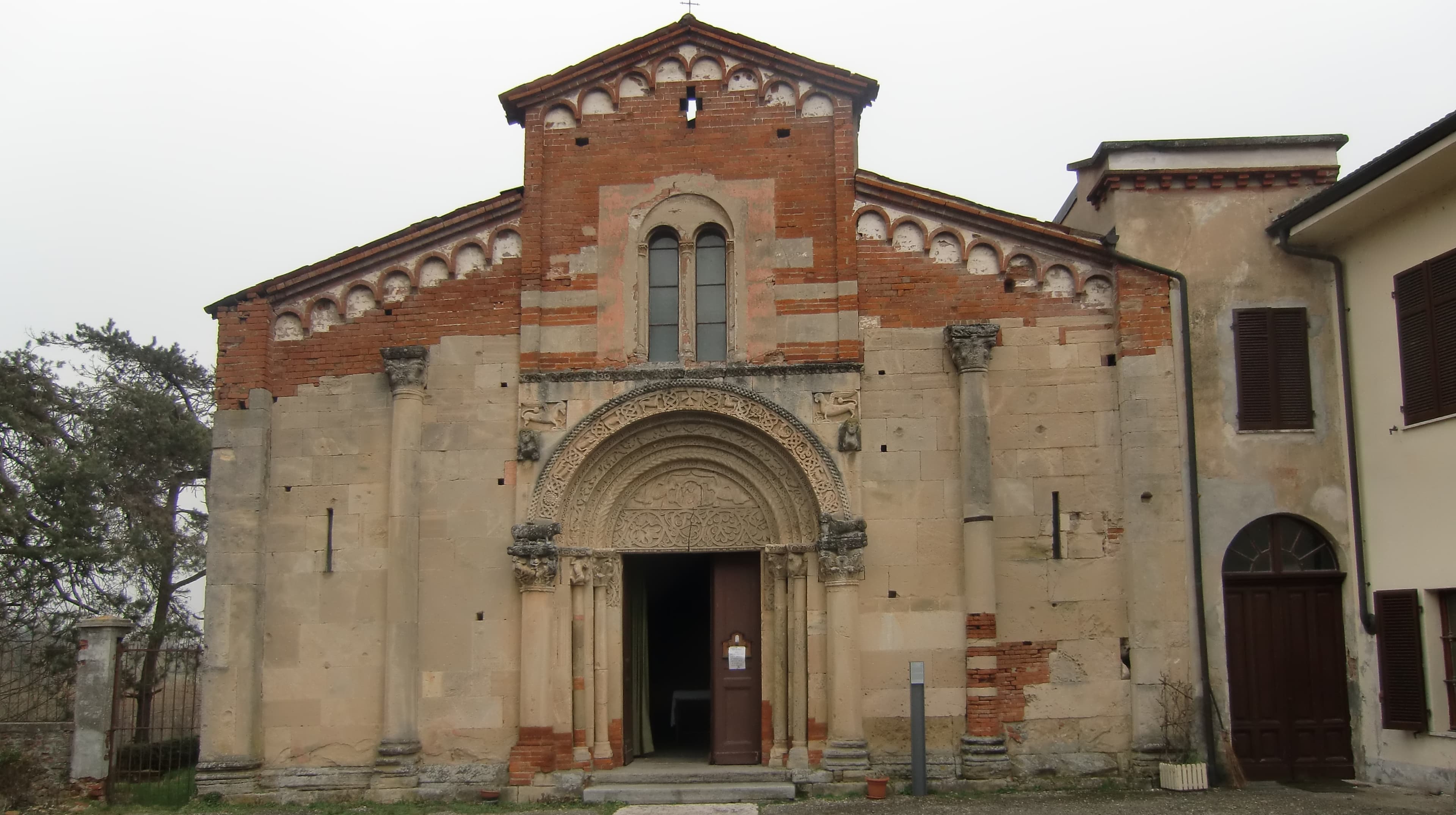 Abbazia di Santa Fede