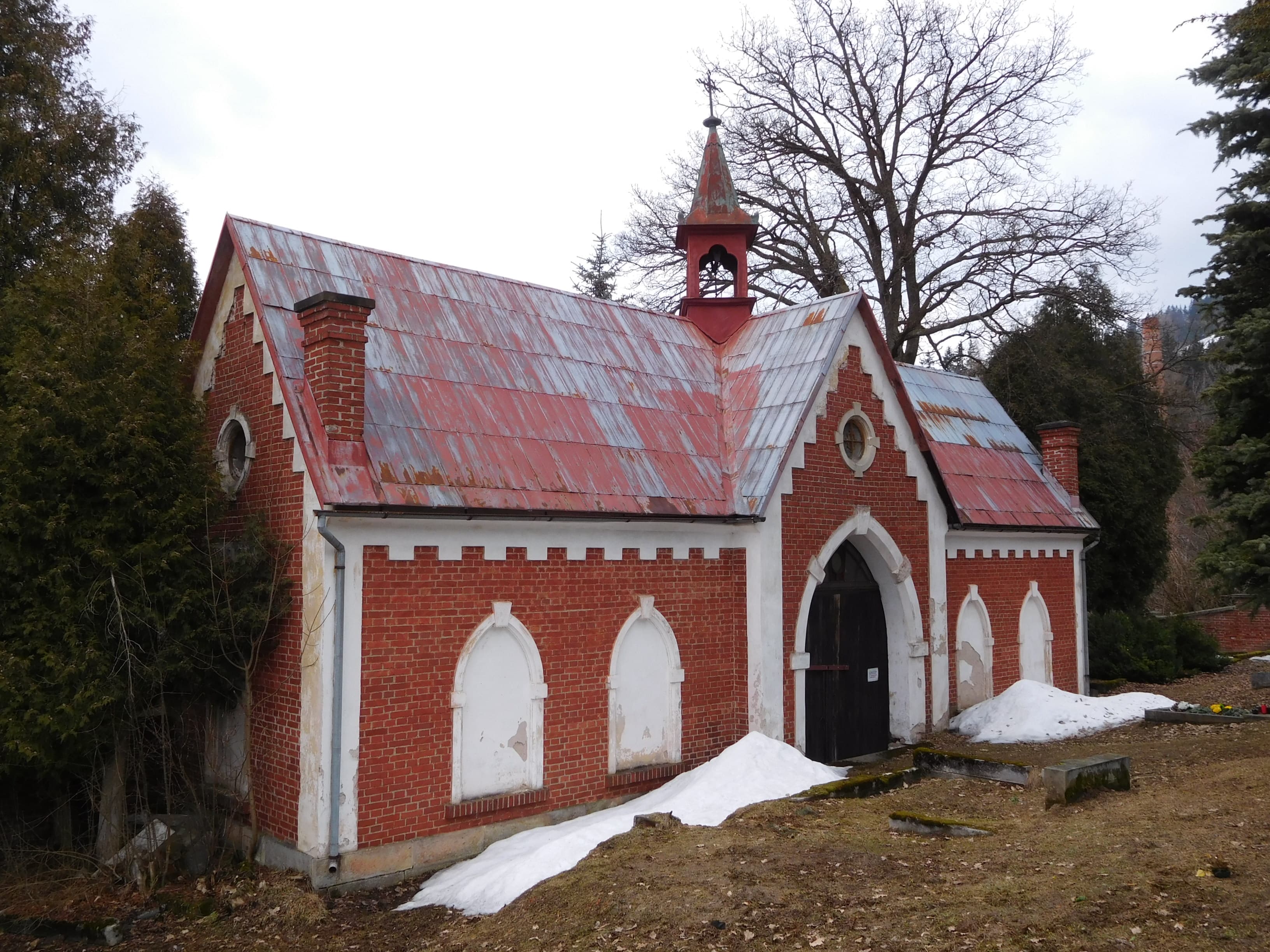 Cemetery chapel in Černý Důl