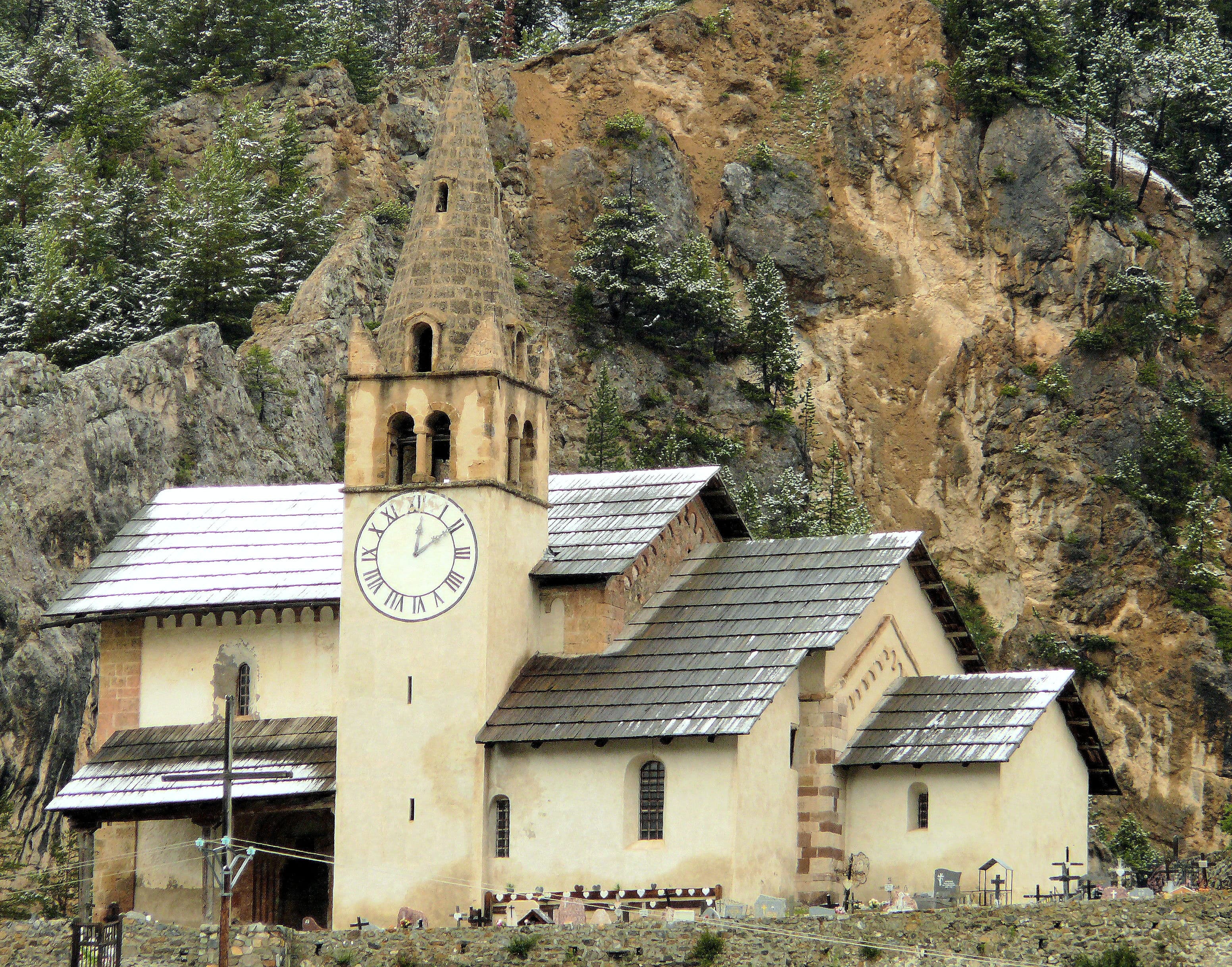 Église Saint-Michel de Cervières