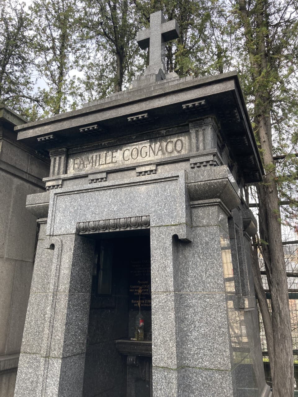 Grave of Cognacq-Jay