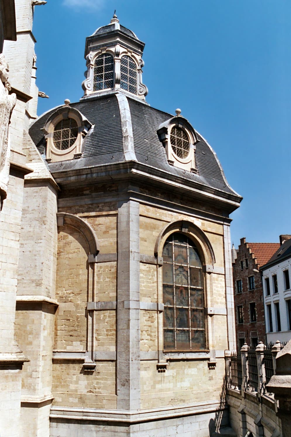 Maes Chapel