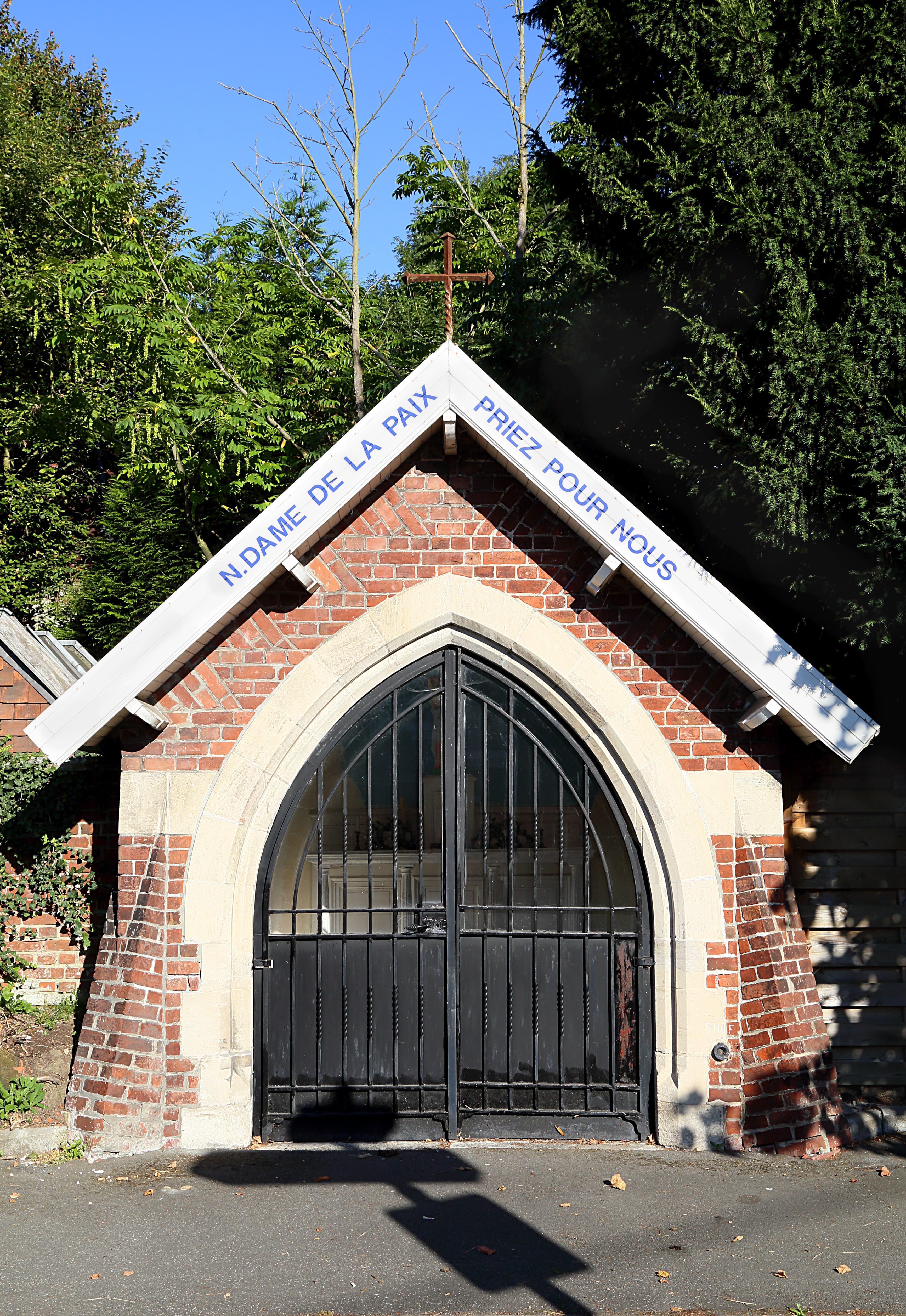 Chapelle Notre-Dame-de-la-Paix de Neuville-en-Ferrain