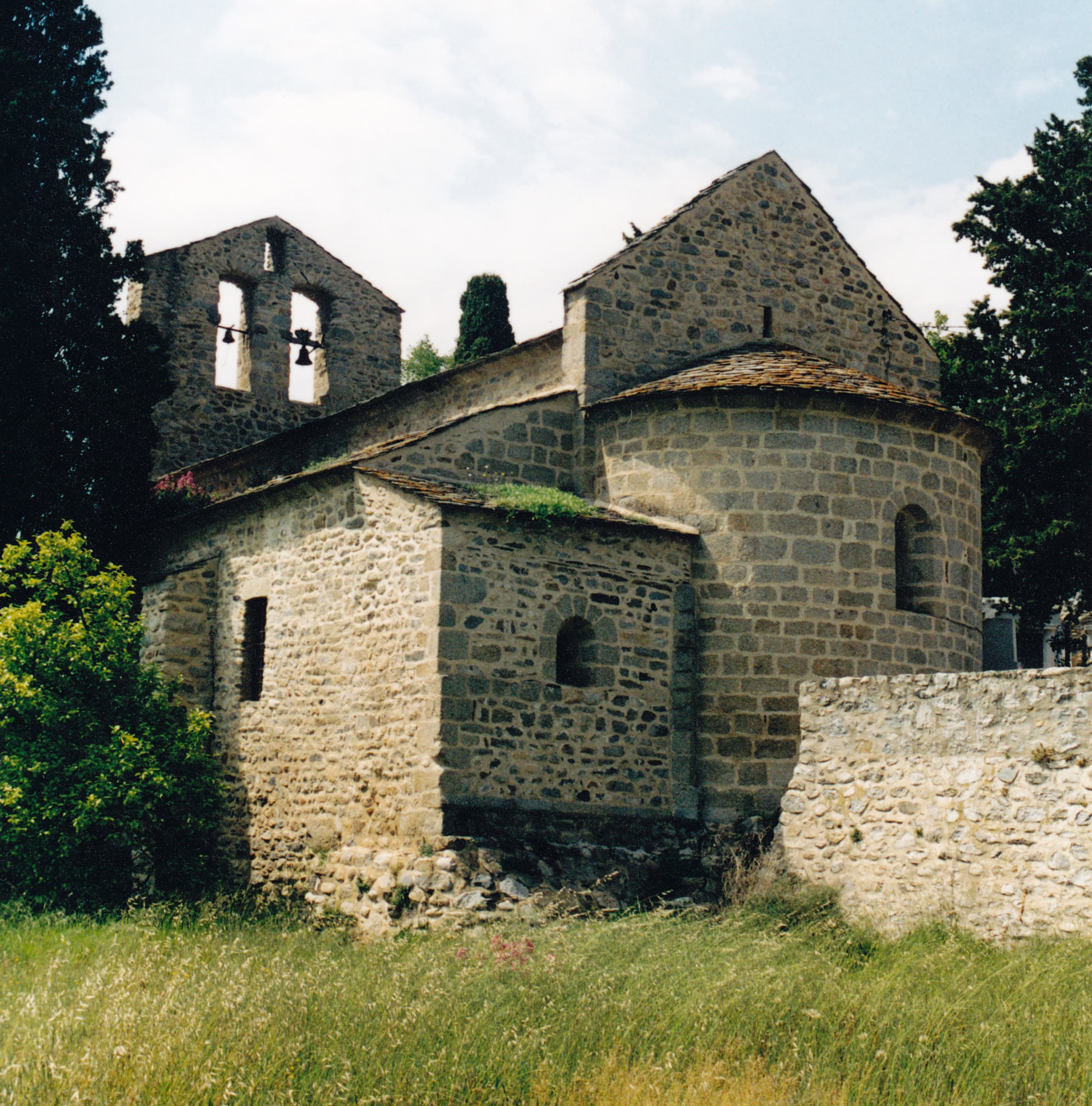 Église Saint-Vincent d'Eus
