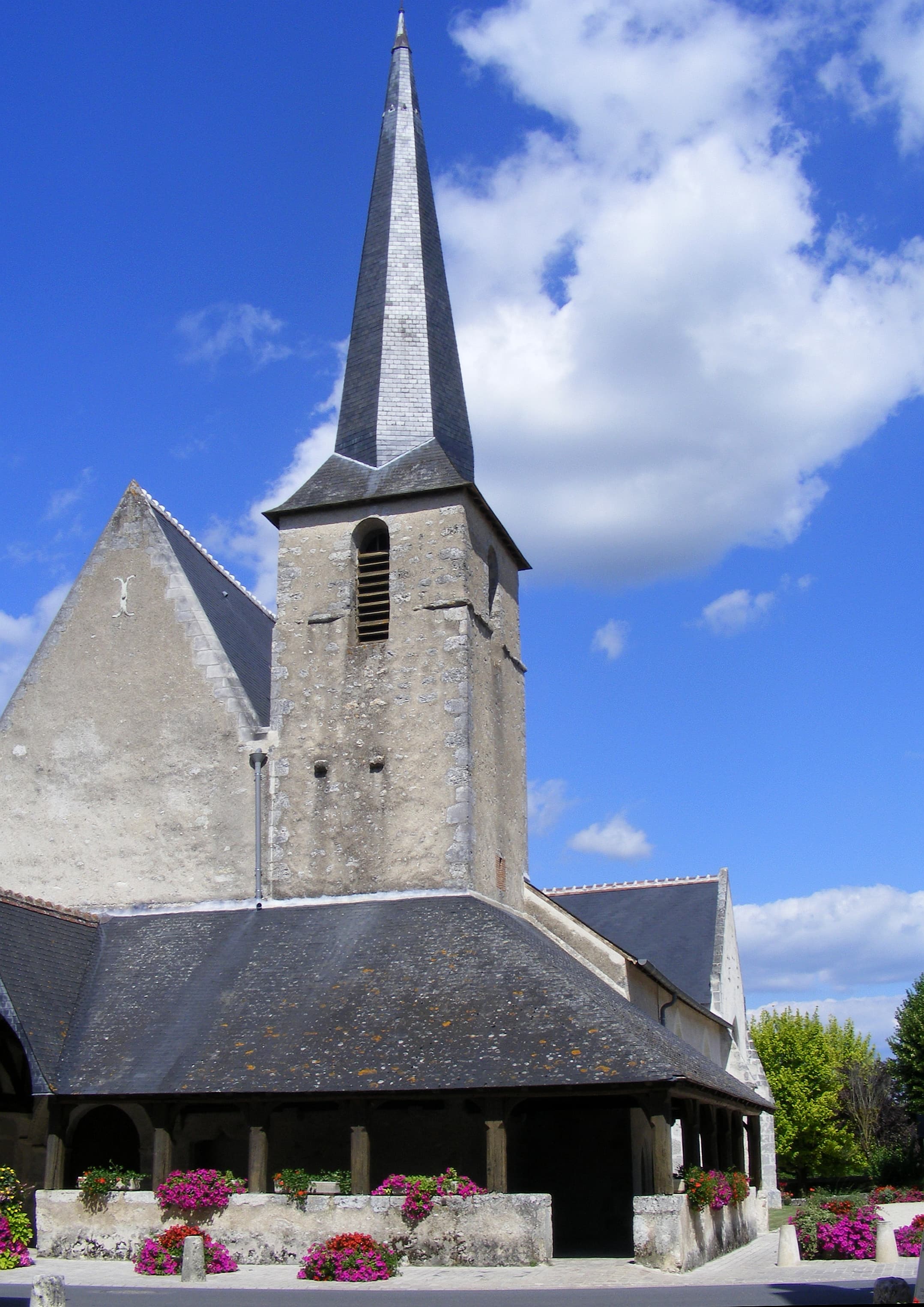 Église Saint-Étienne de Cheverny