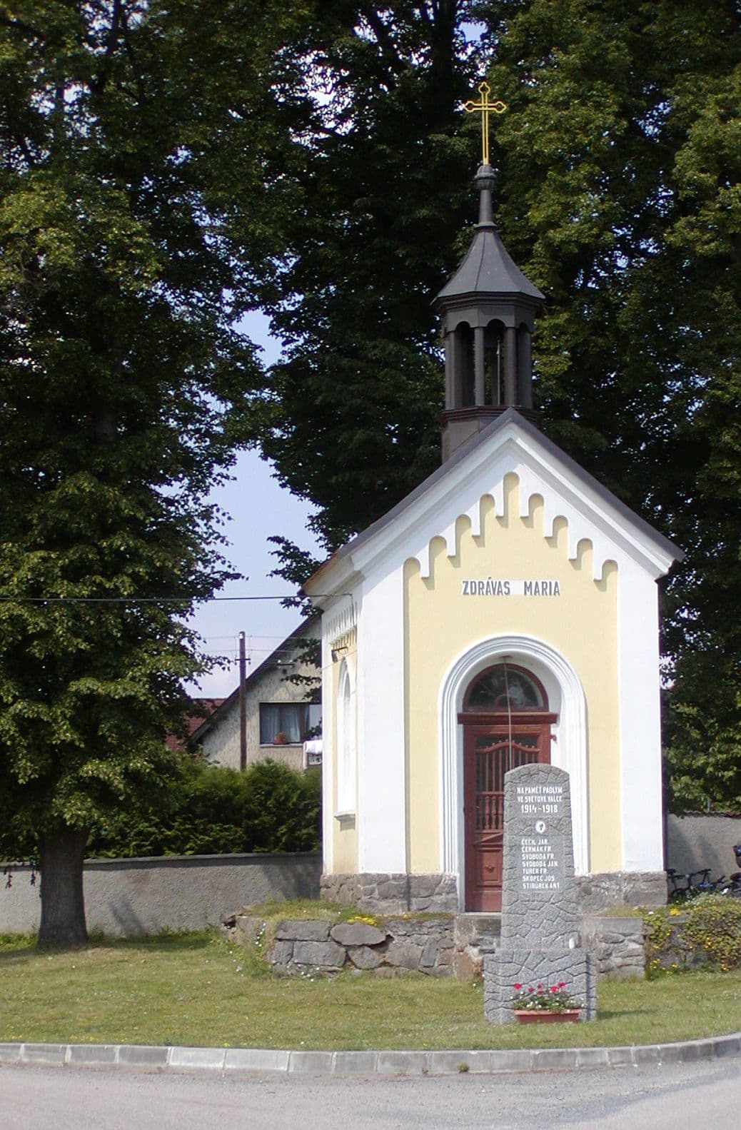 Chapel of Virgin Mary in Chrášťany
