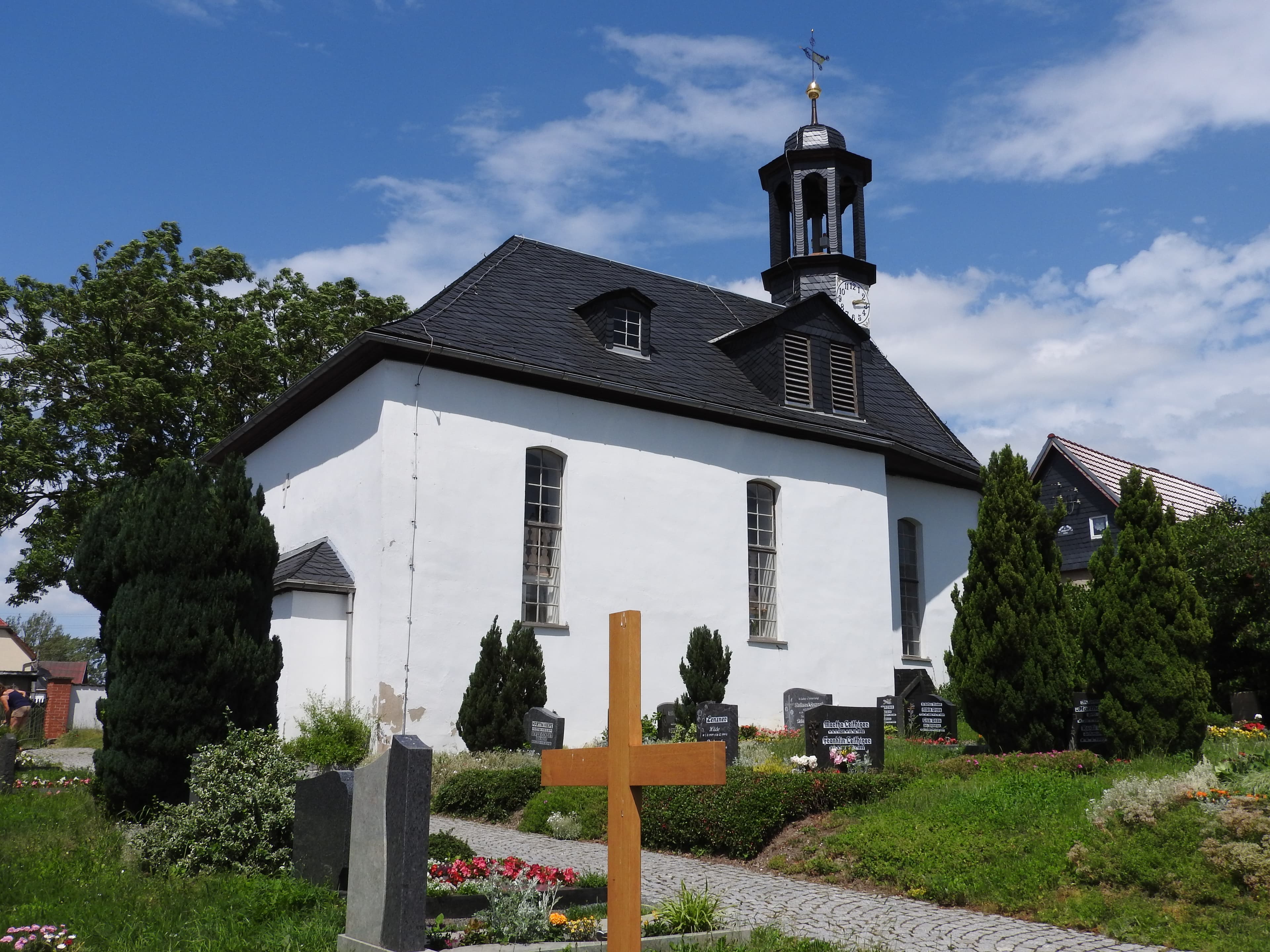 St. Peter and Paul (Neundorf)