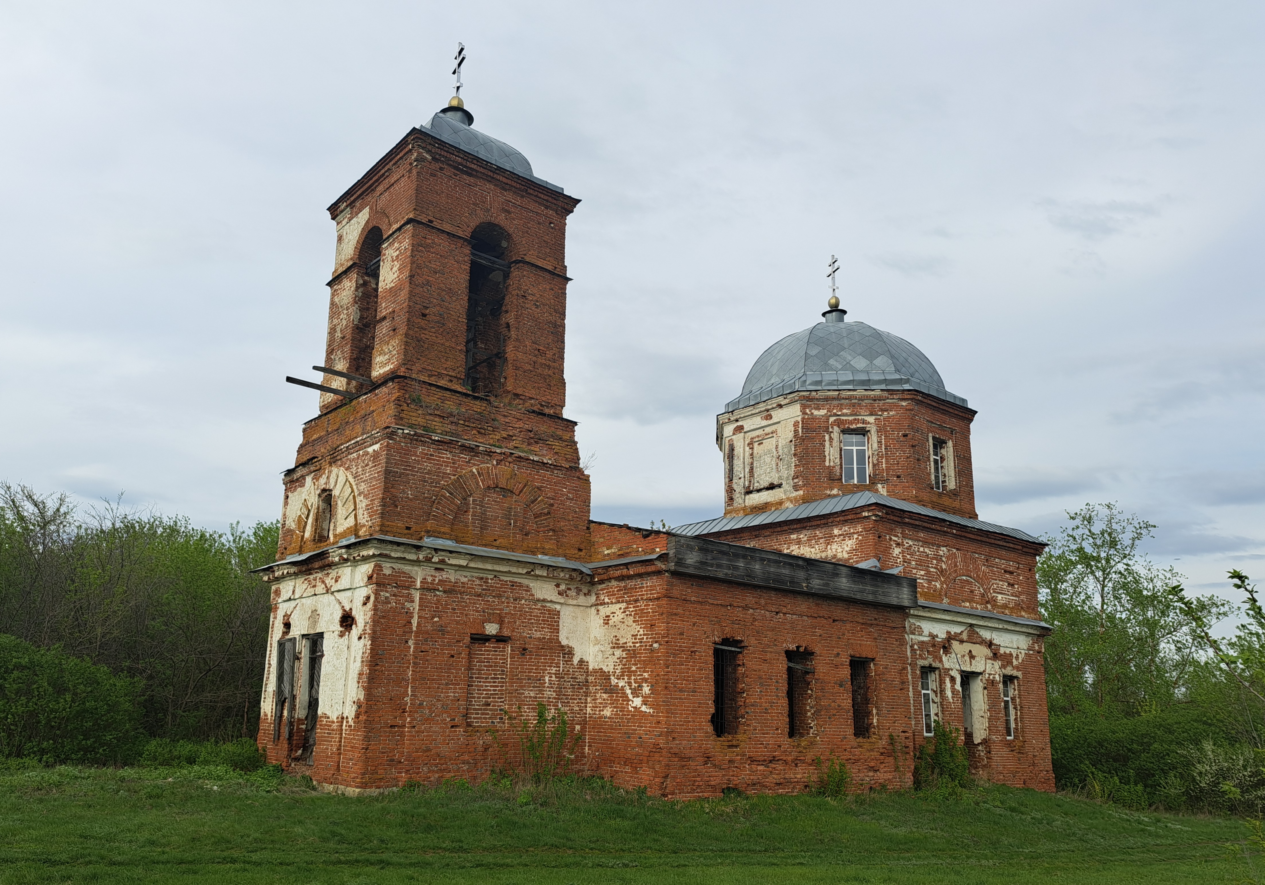 St. Michael's church, Toploye