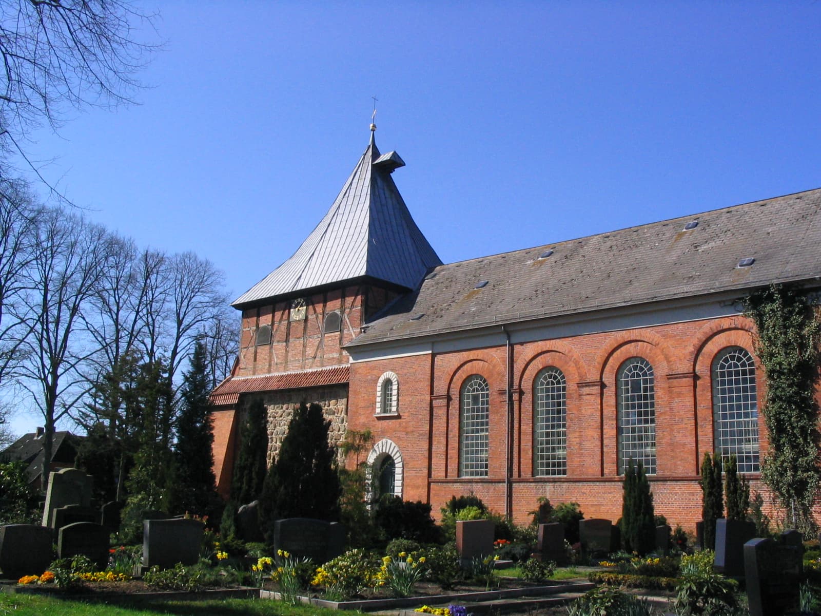 St. Jacobus und St. Dionys church