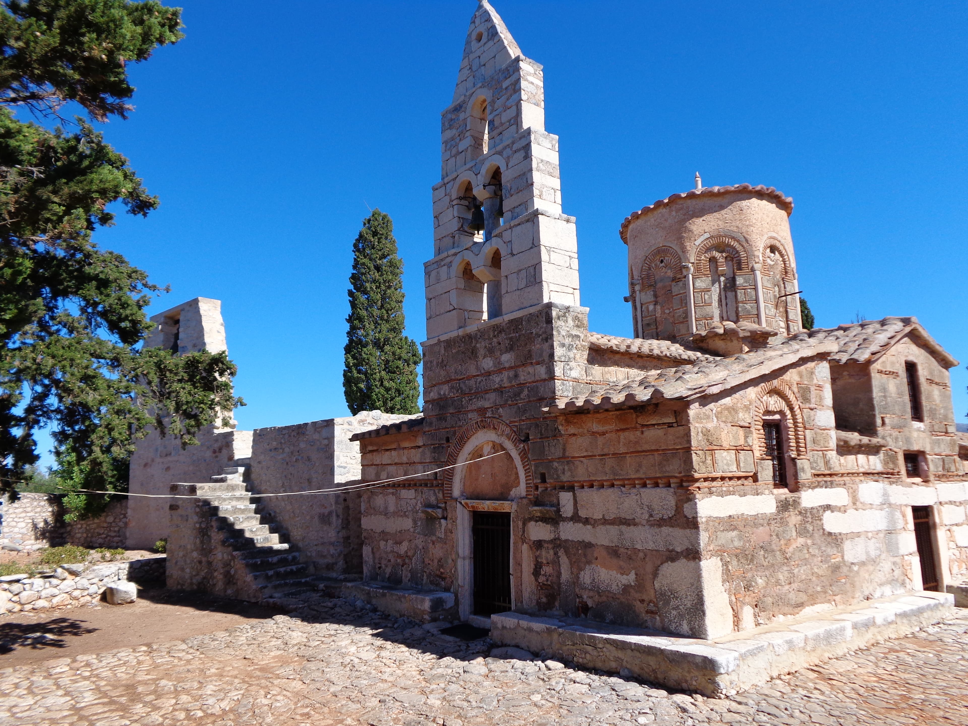 Taxiarchs church, Charouda