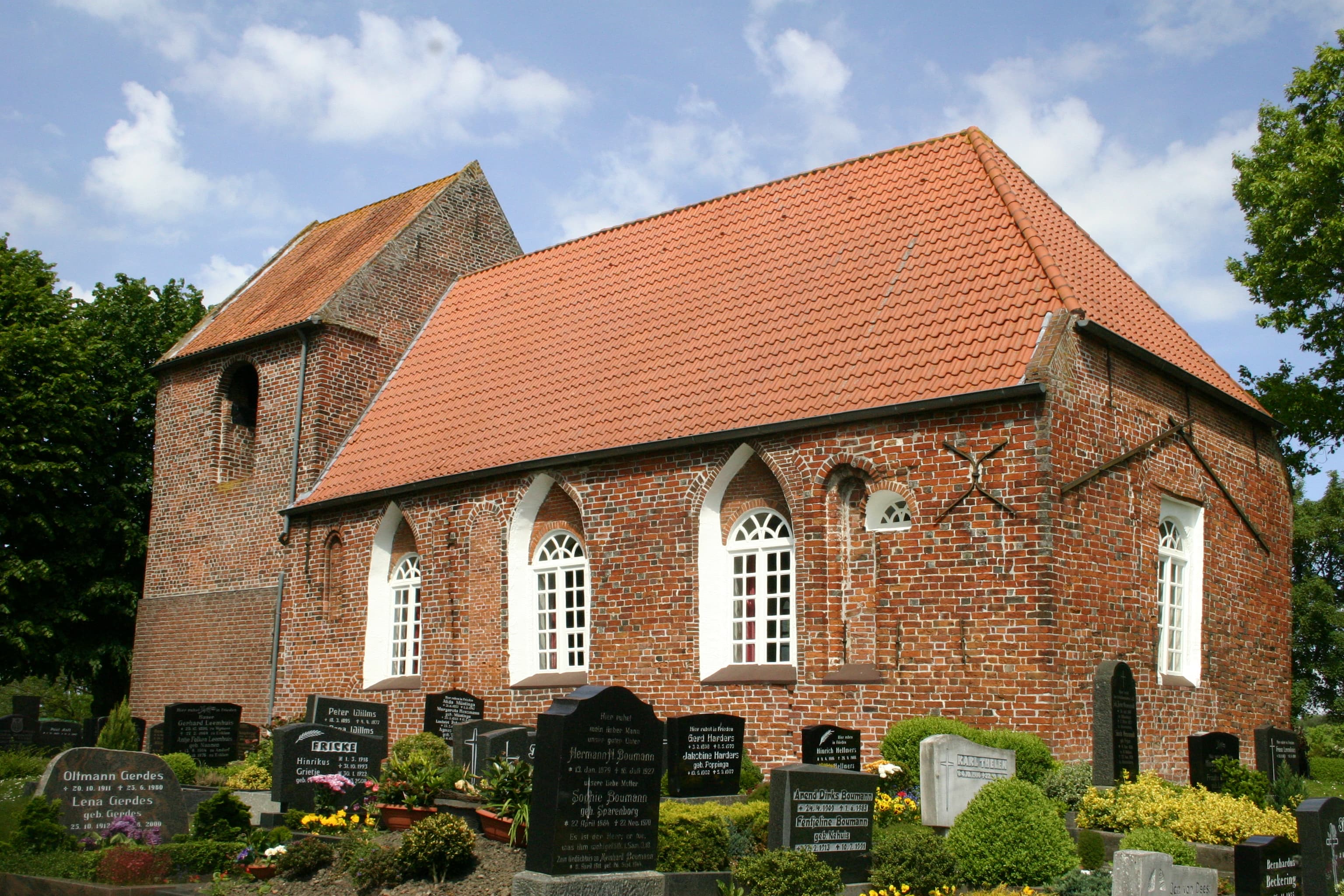 Esklumer Kirche
