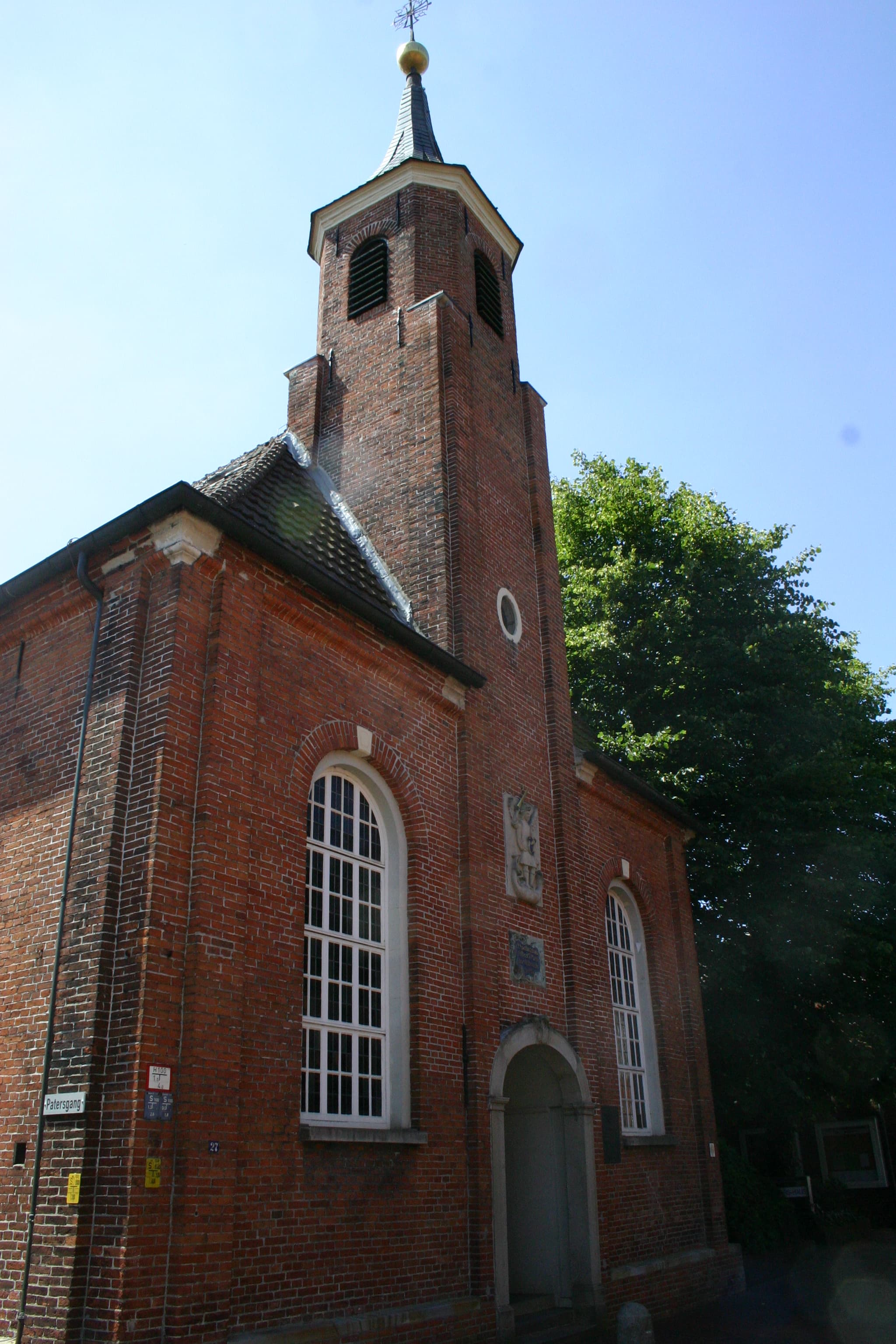 St. Michael (Leer)