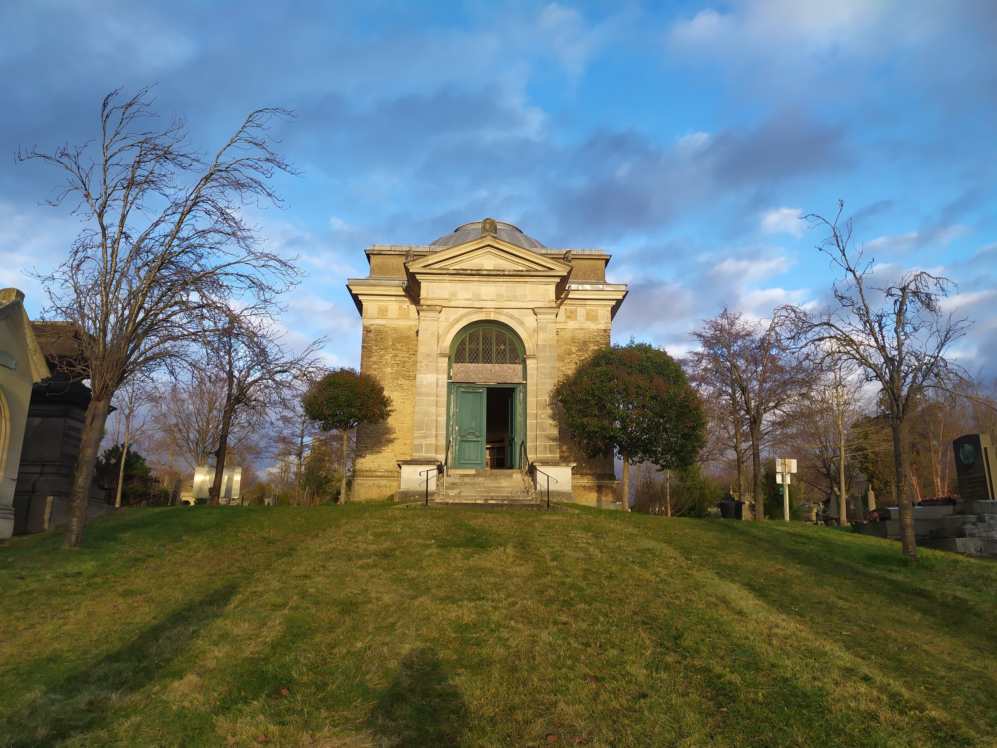 Chapelle du cimetière monumental de Rouen