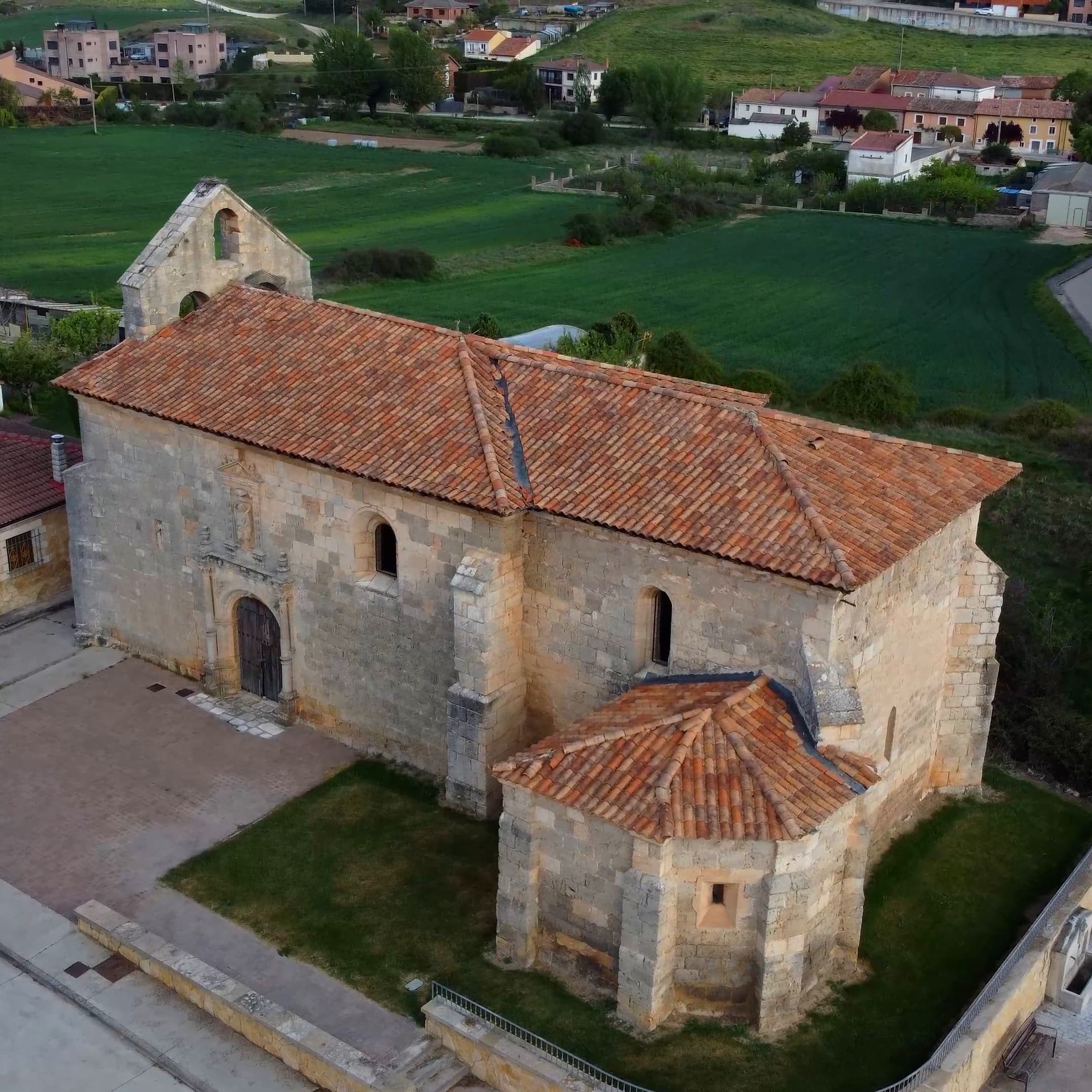Church of San Román, Cogollos