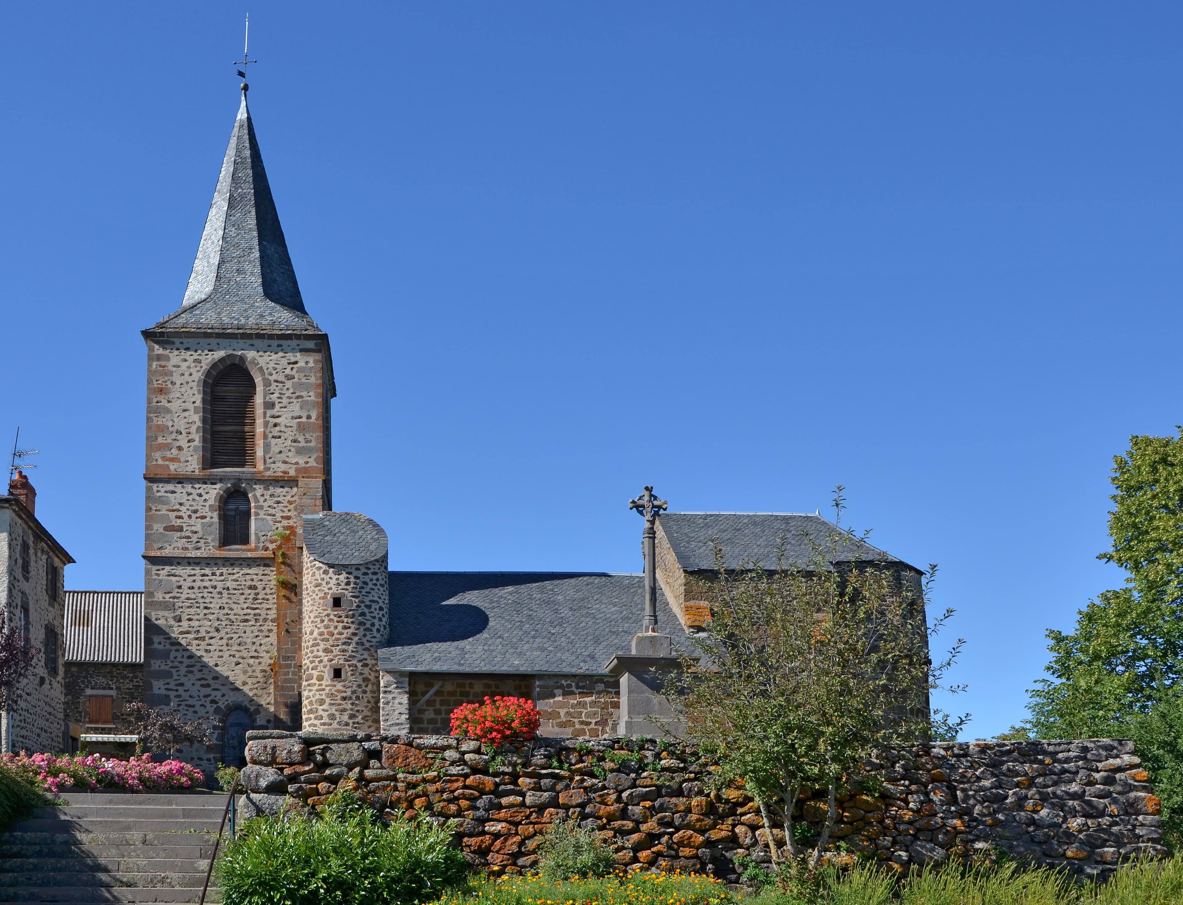 Église Saint-Vincent de Coltines