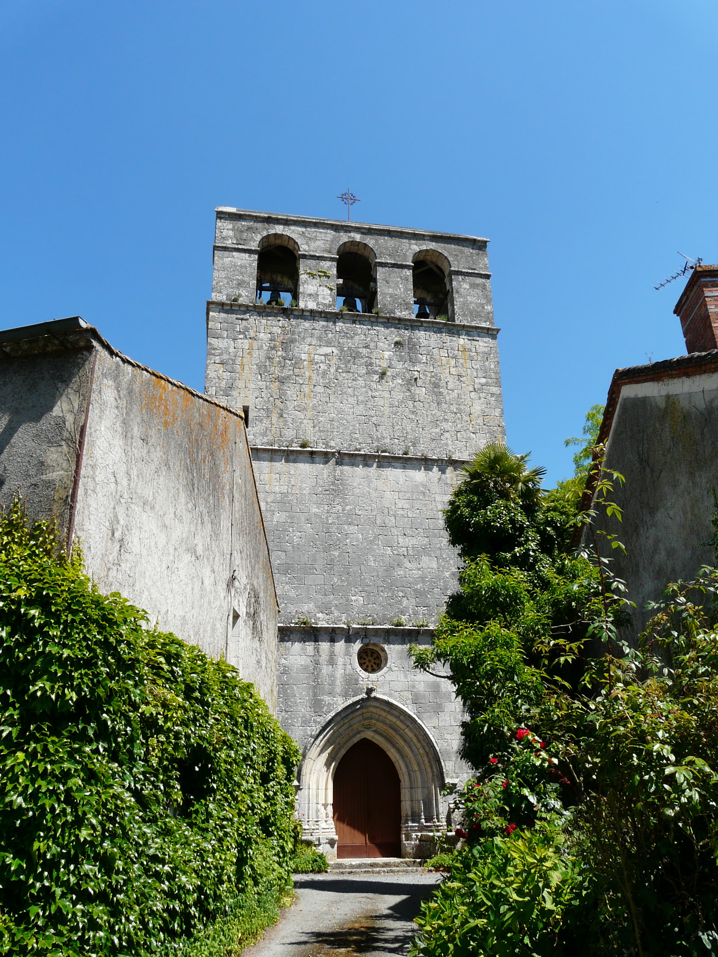 Église Saint-Laurent-et-Saint-Martin de Conne-de-Labarde