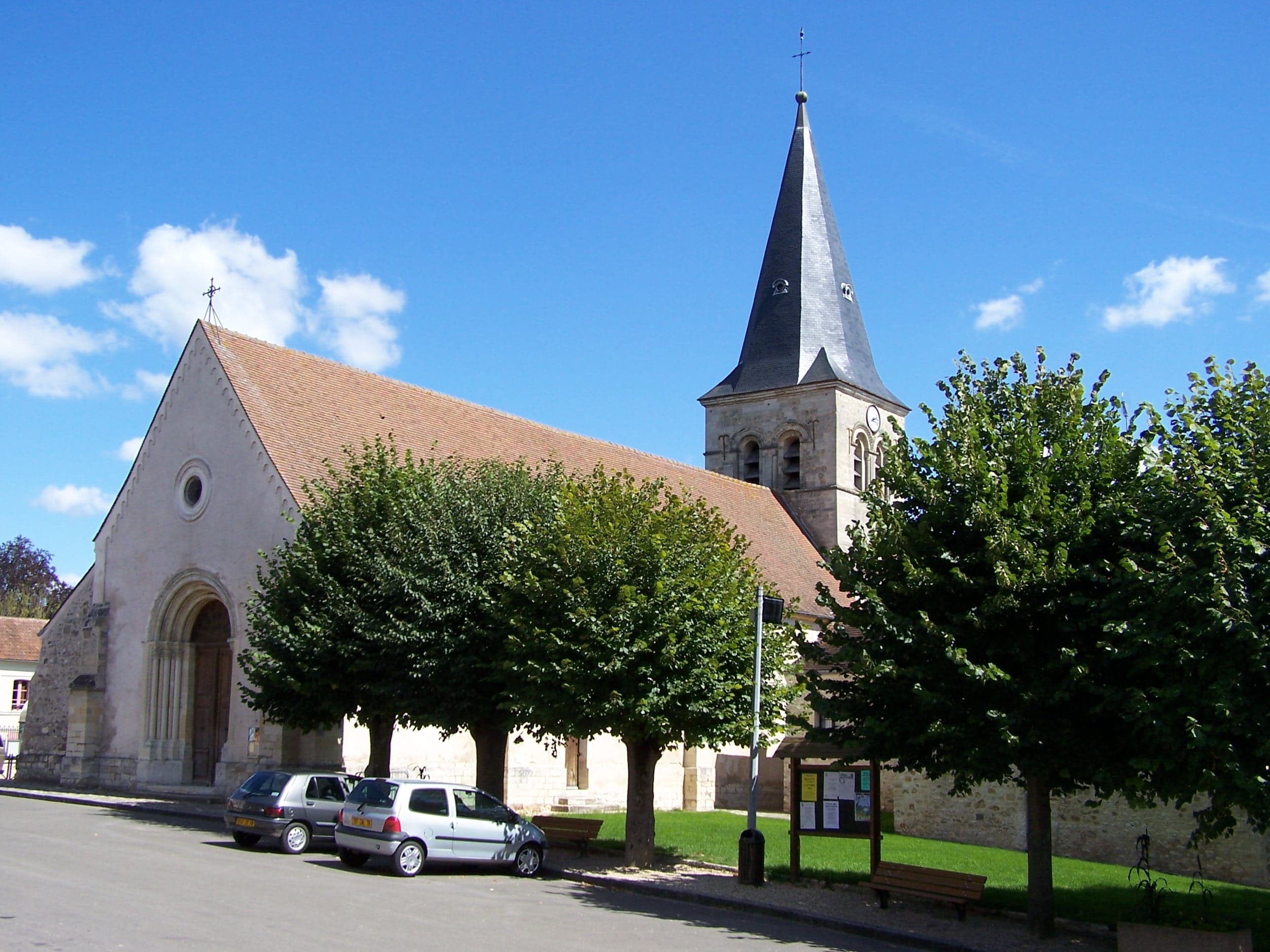 Église Saint-Martin de Crespières
