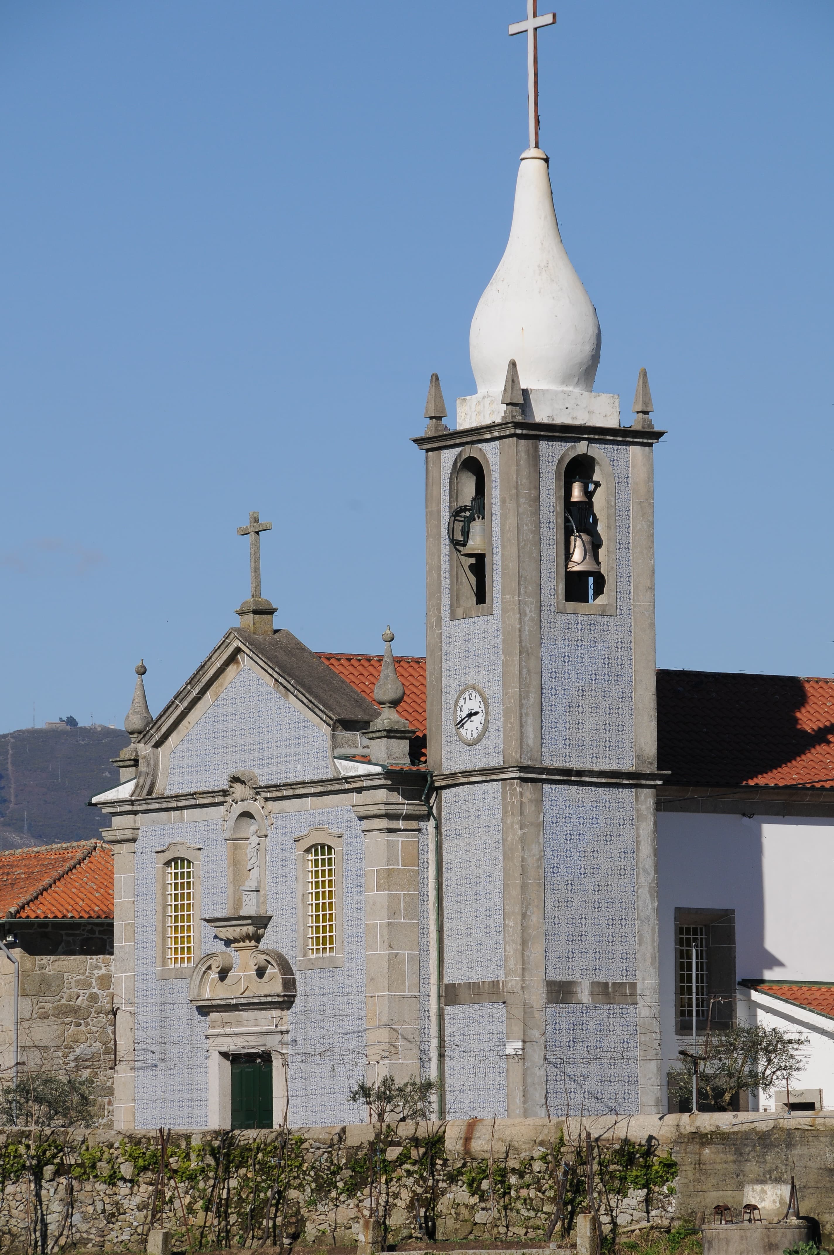 Igreja Paroquial de Crespos