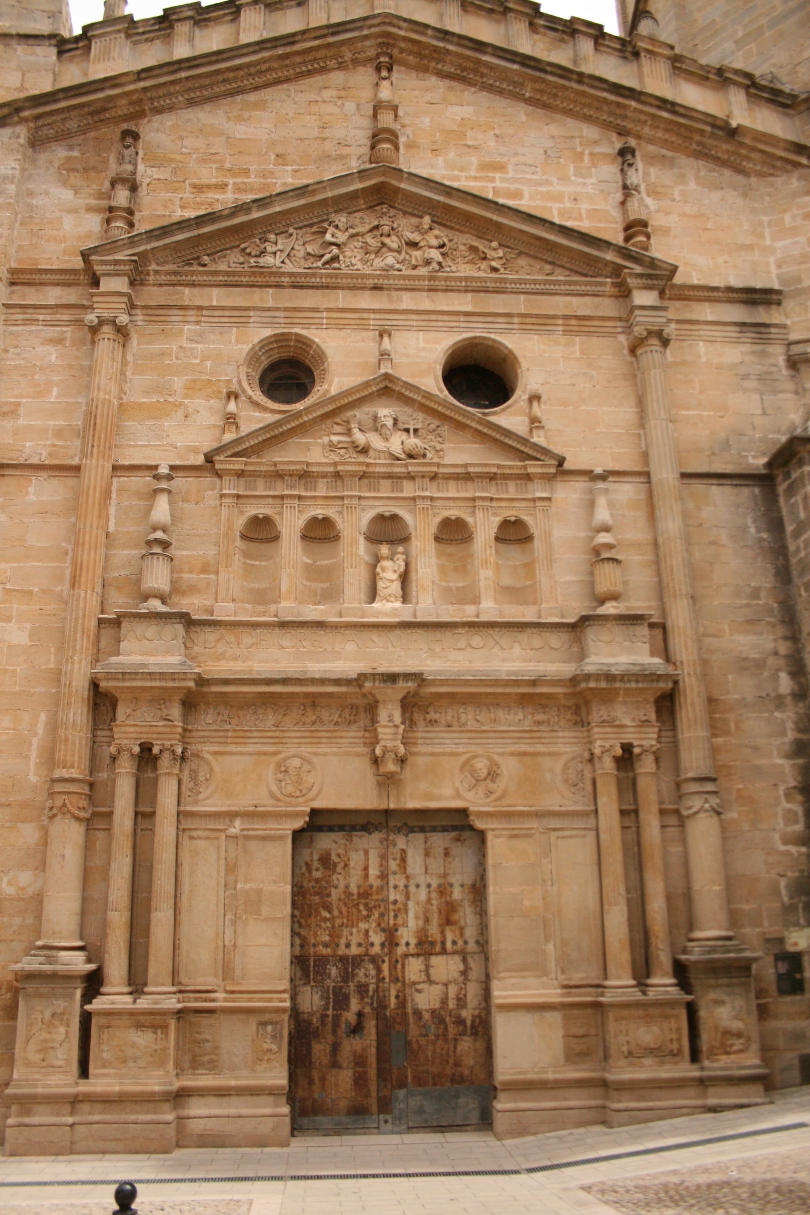 Iglesia de la Asunción, Cretas