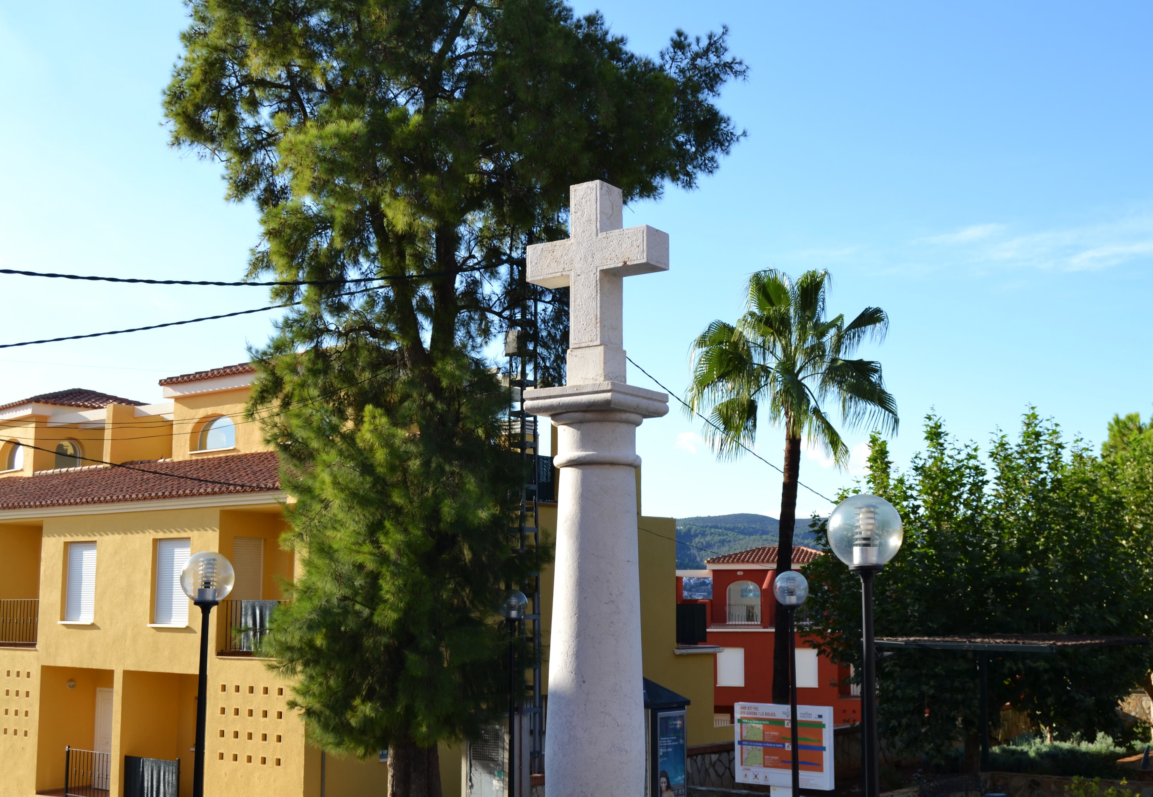 Cross of Sanet y Negrals