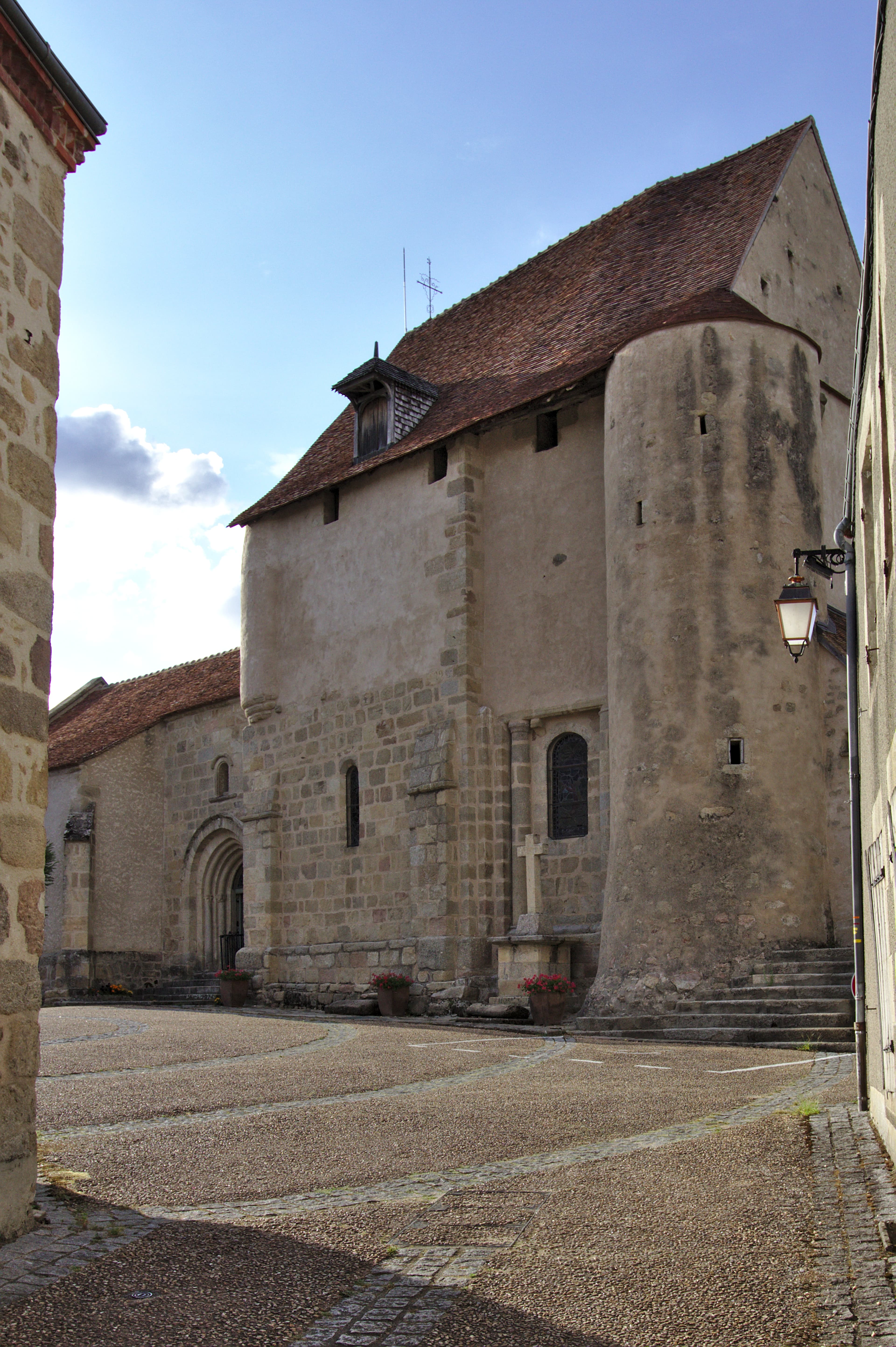 Église de la Nativité-de-la-Vierge de Glénic