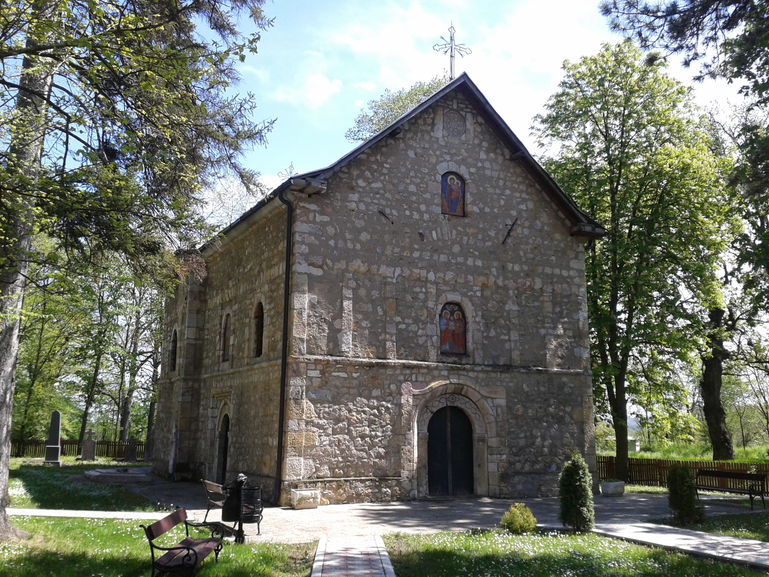 Crkva Sv. Petra i Pavla
