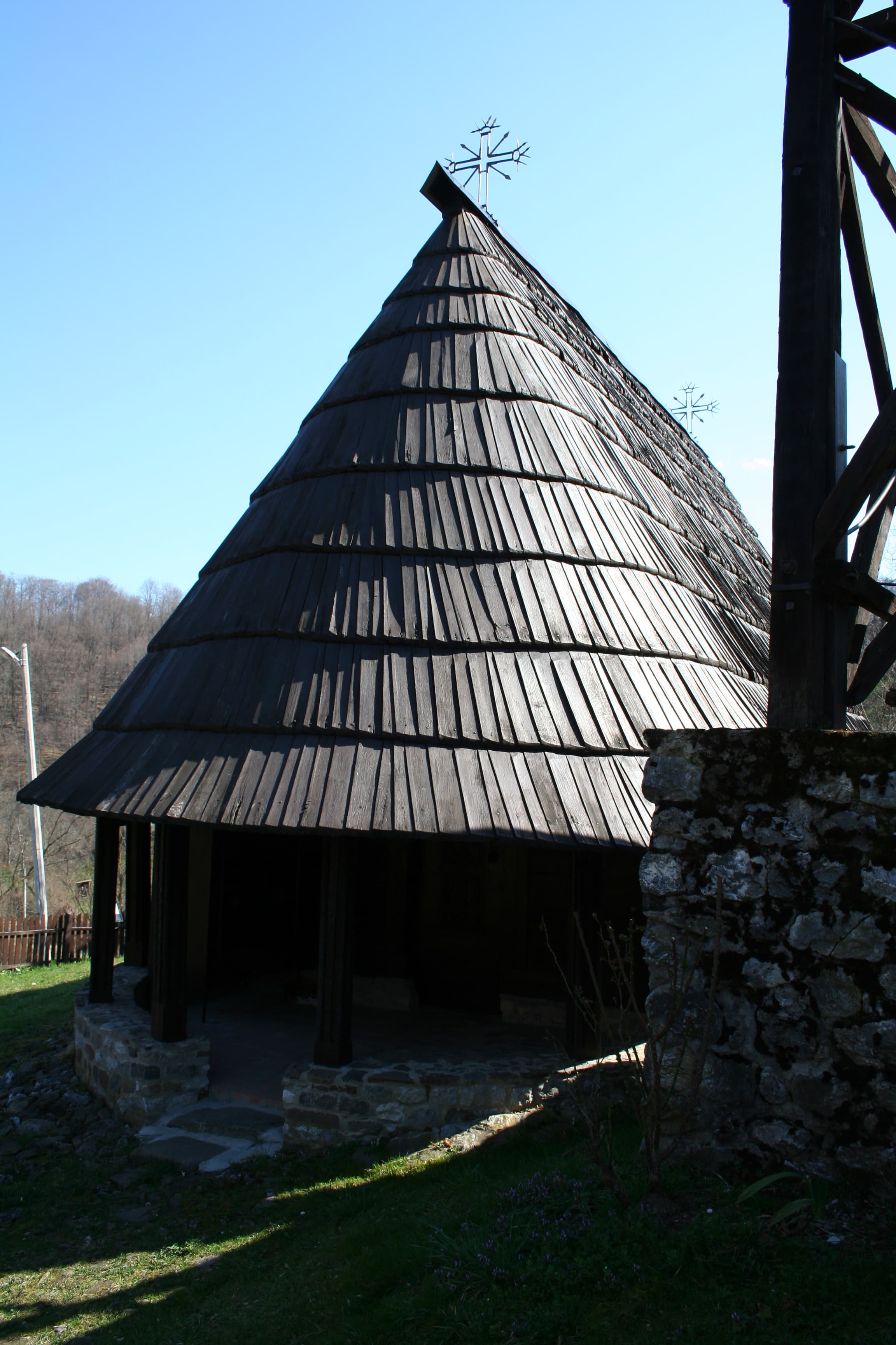 Crkva brvnara