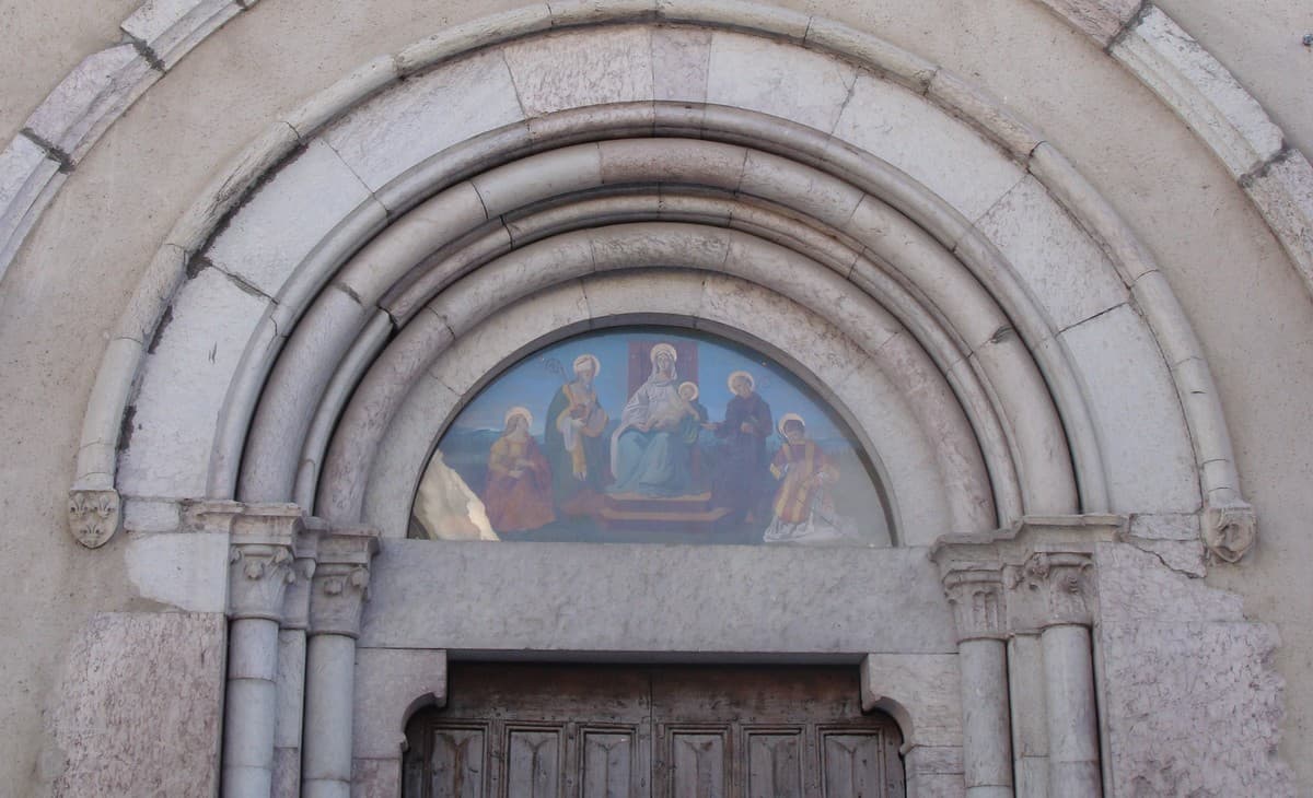 Église Saint-Laurent de Crots