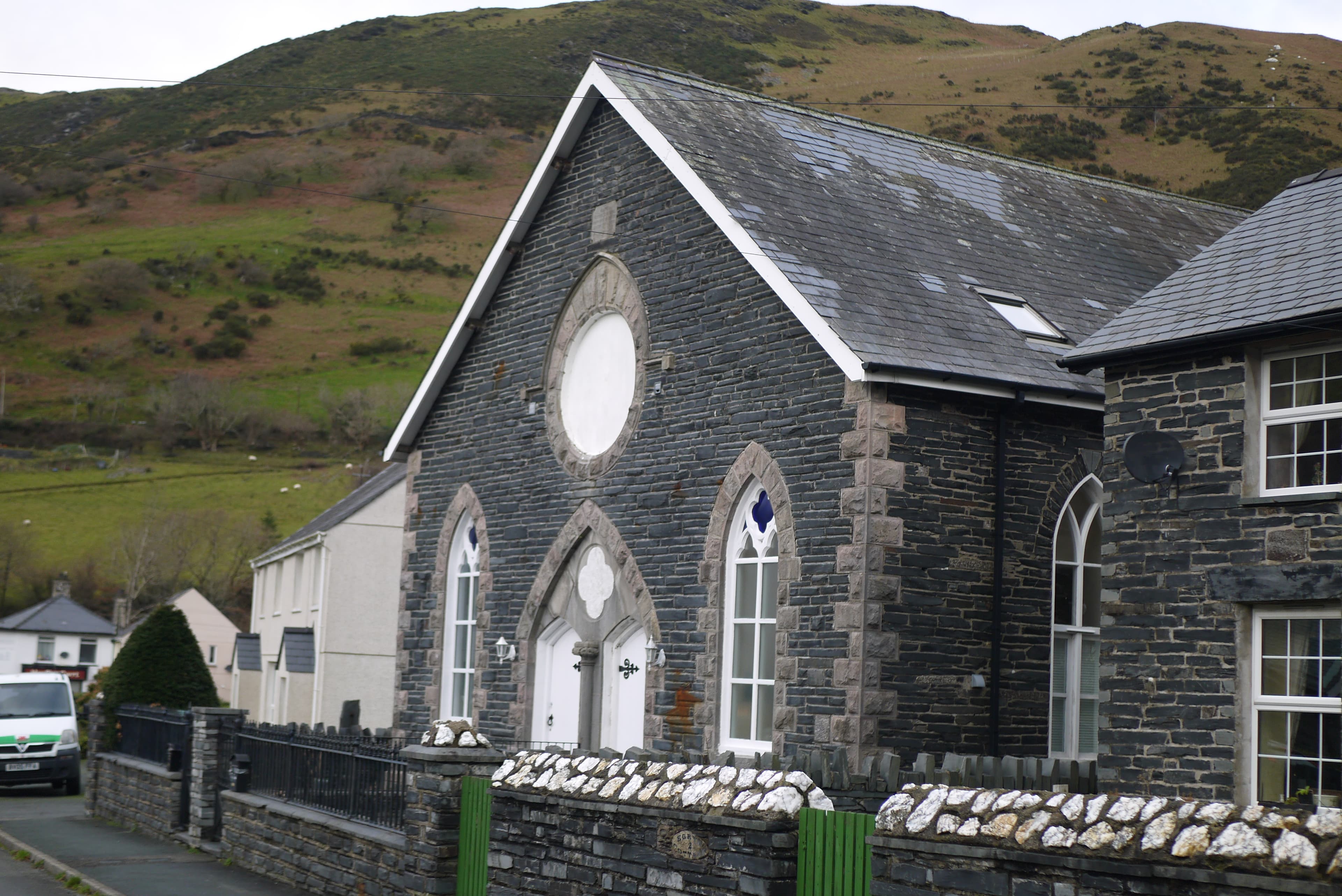 Cwrt Welsh Independent Chapel