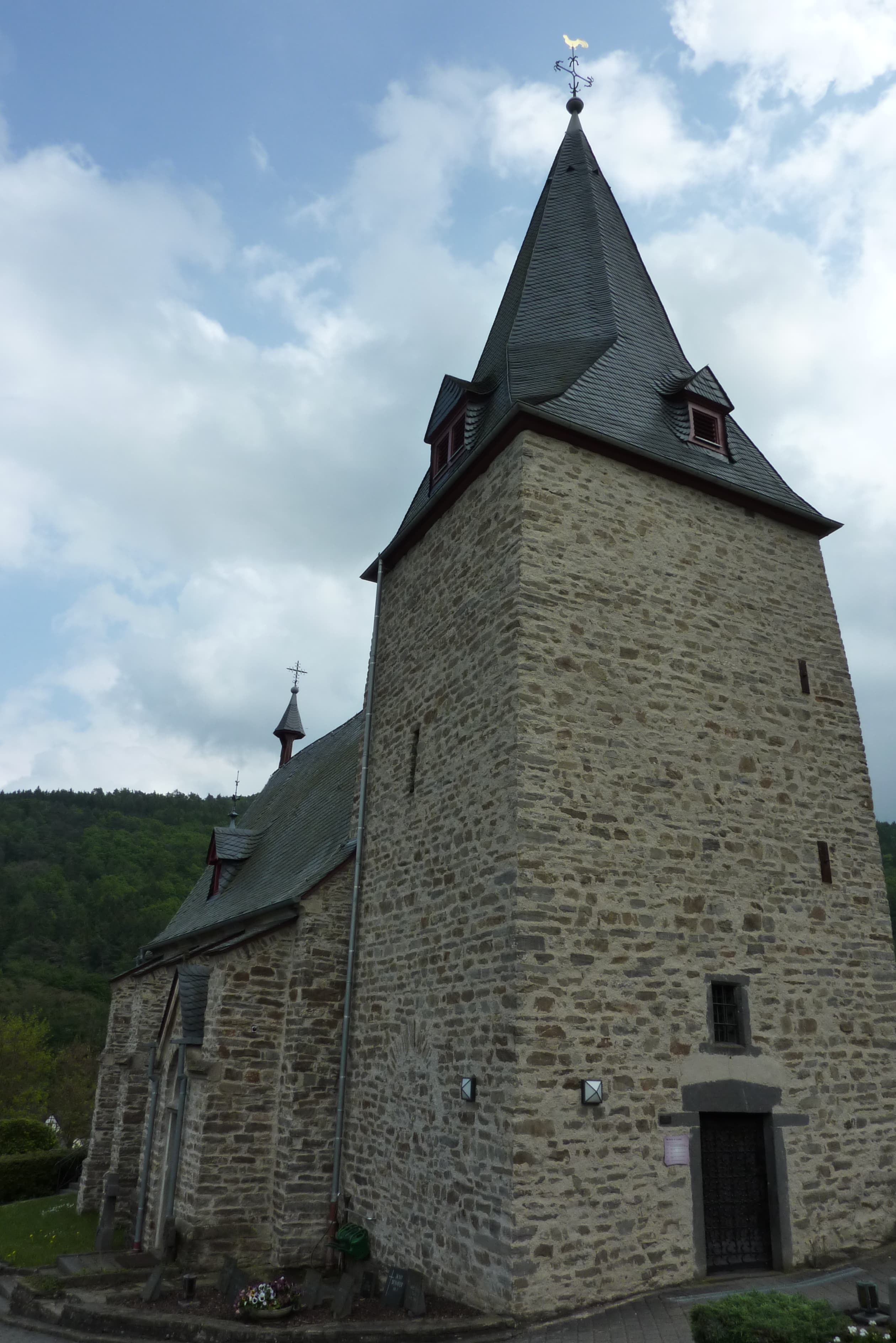 St. Cyriakus (Dümpelfeld)
