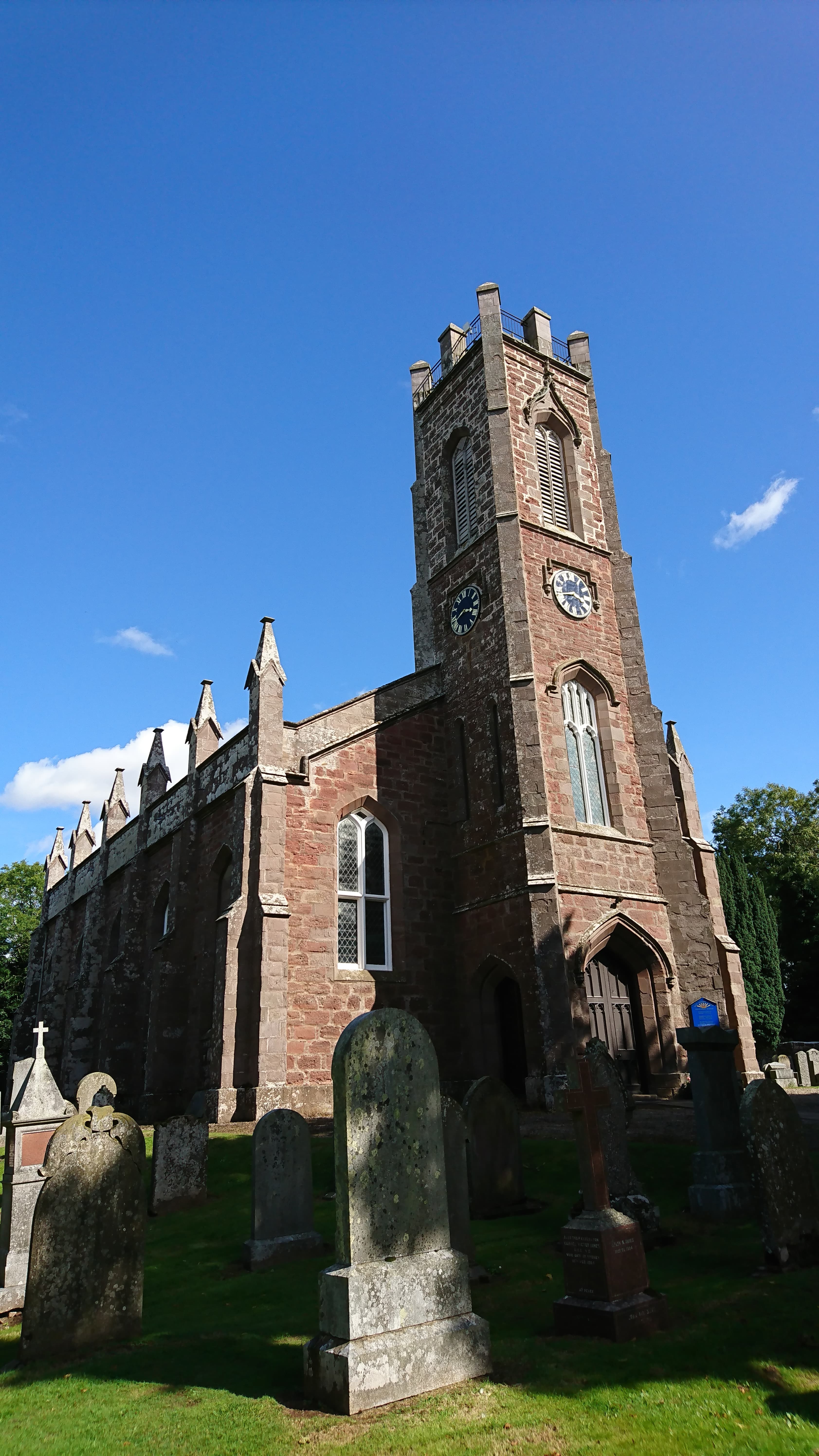 Auchenblae Parish Church