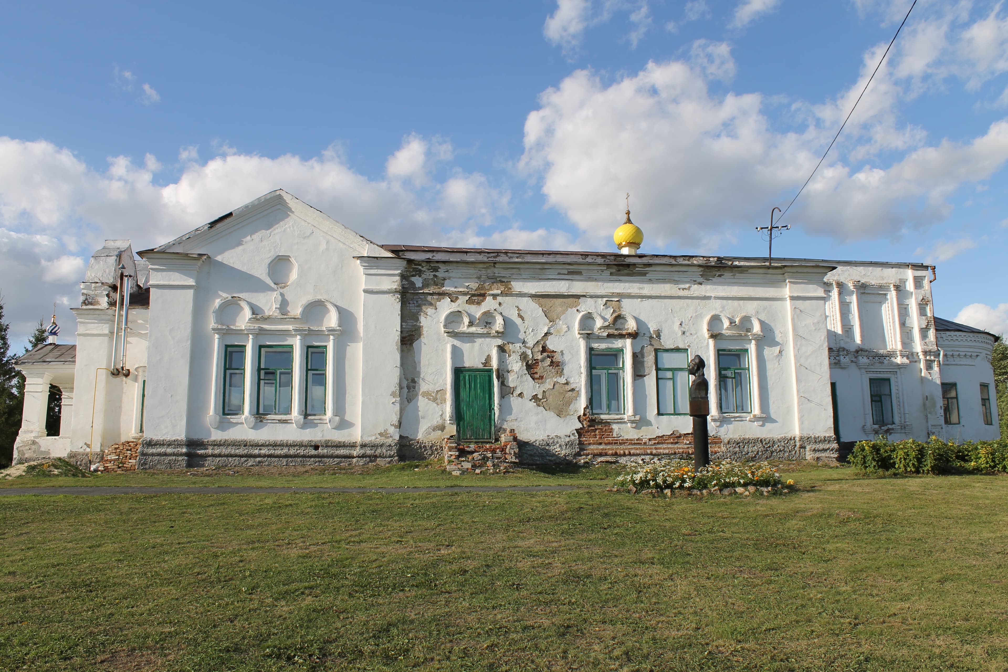 Church of Saint Nicholas (Dalmatovo)