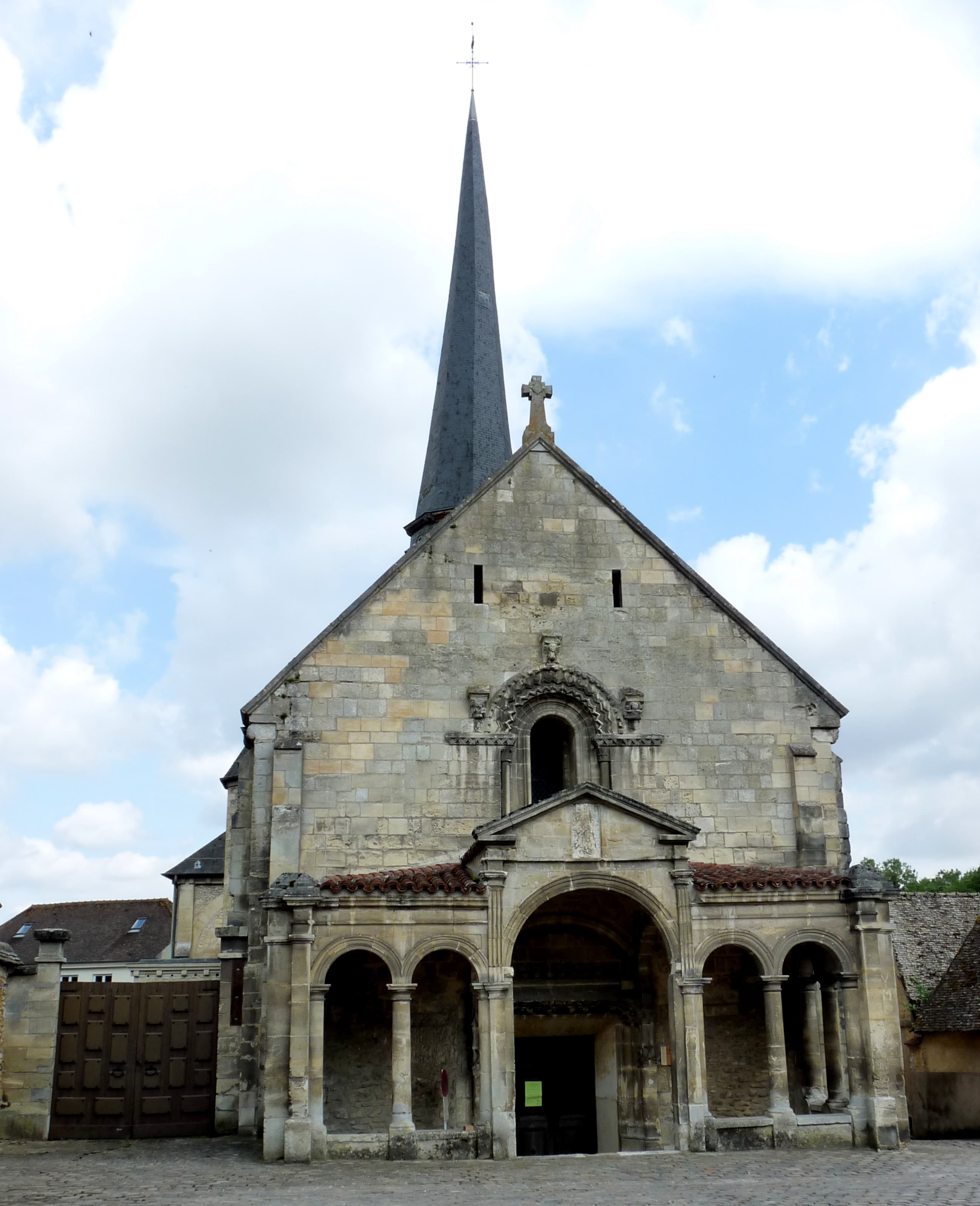 Église Saint-Jean-Baptiste de Dangu
