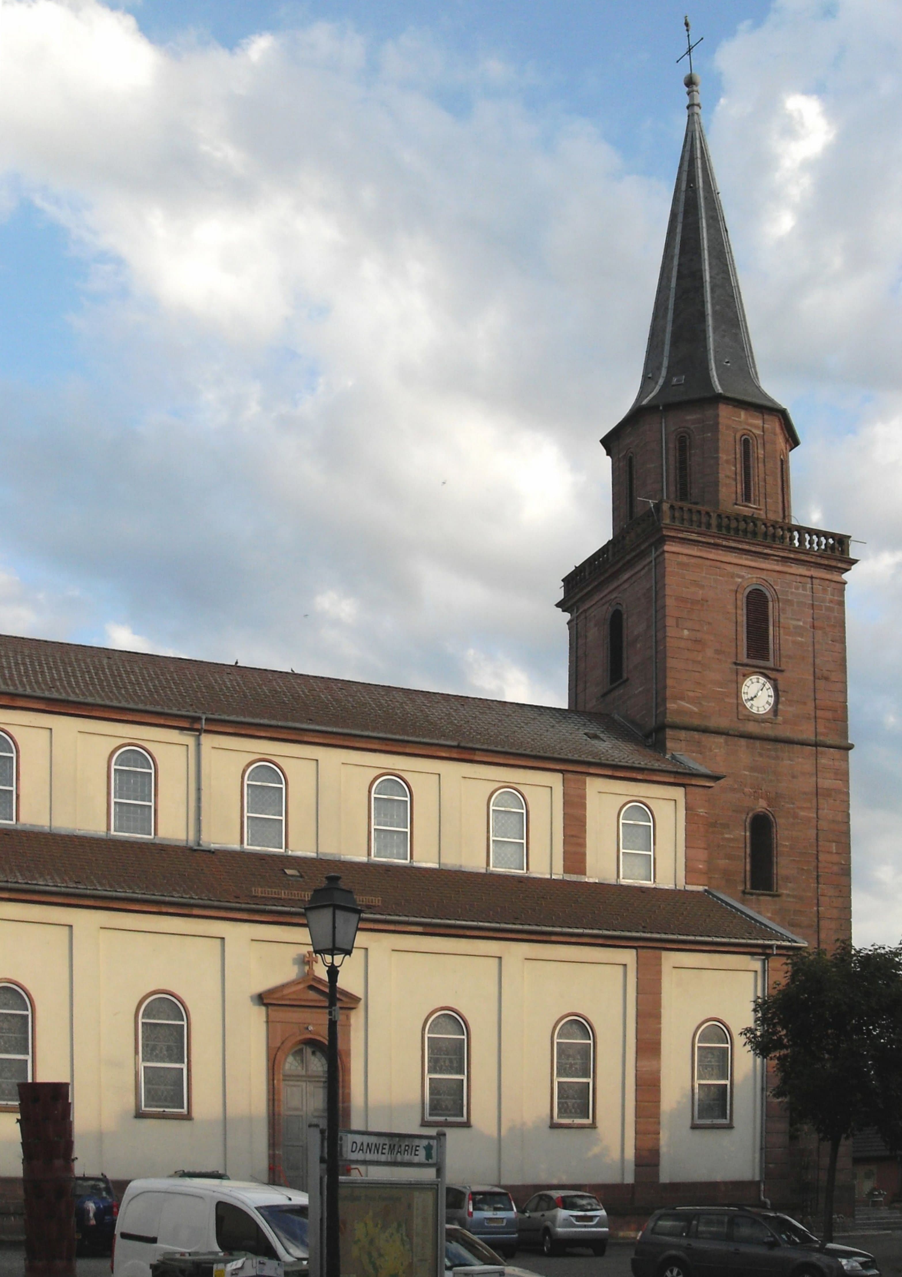 Église Saint-Léonard de Dannemarie