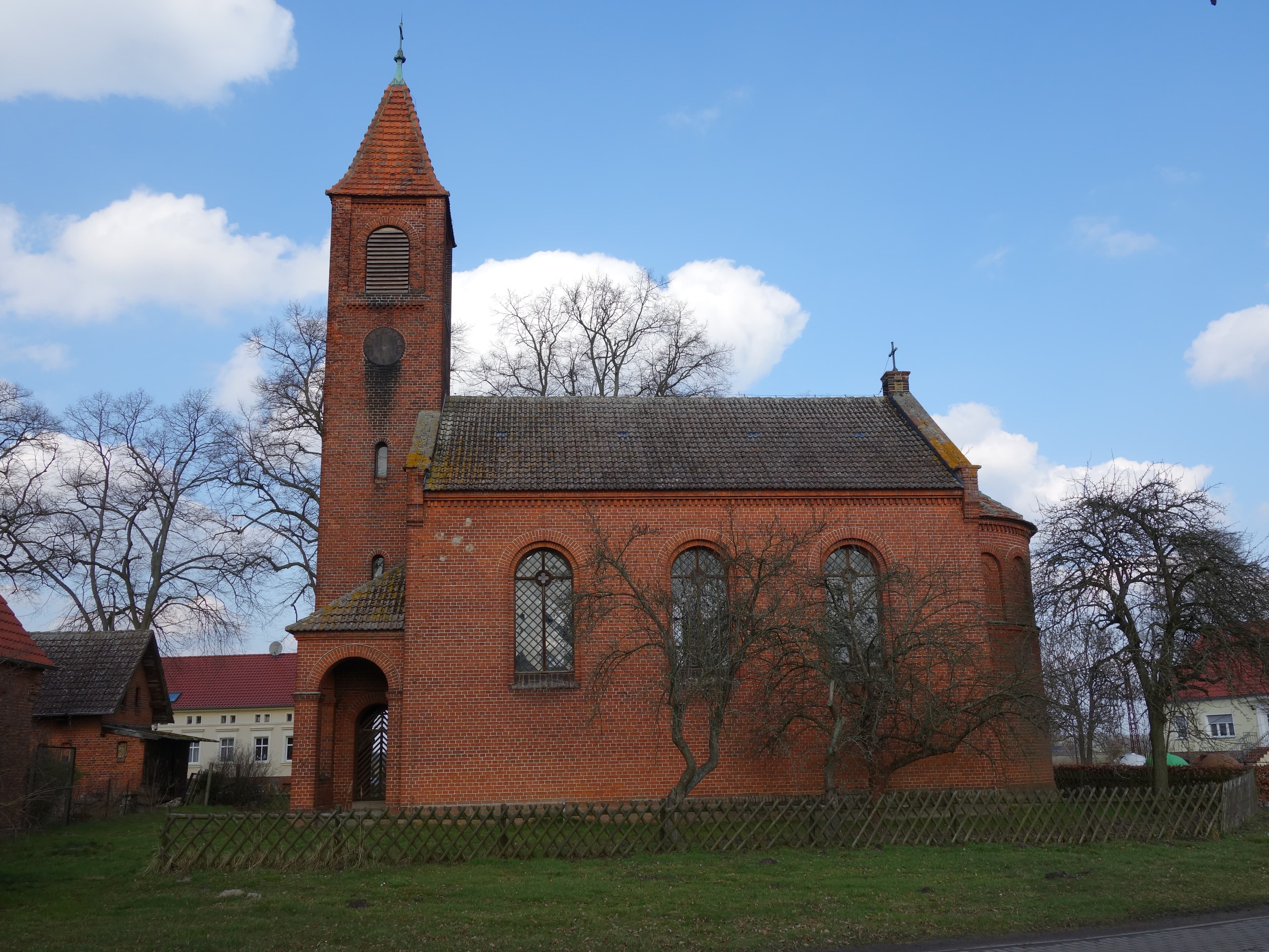 Village church Darritz